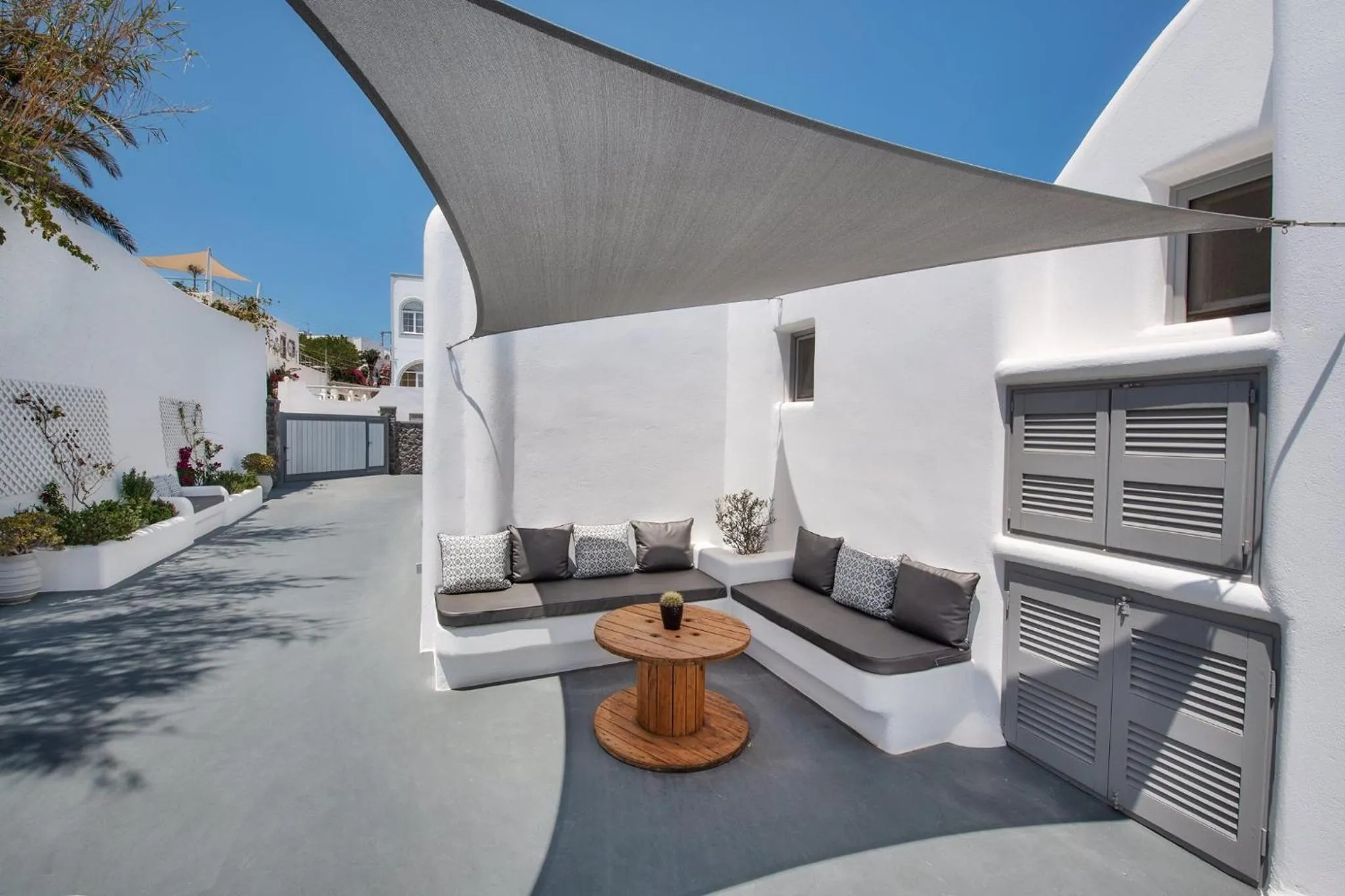 Balcony/Terrace in San Marino Suites by Calm Collection