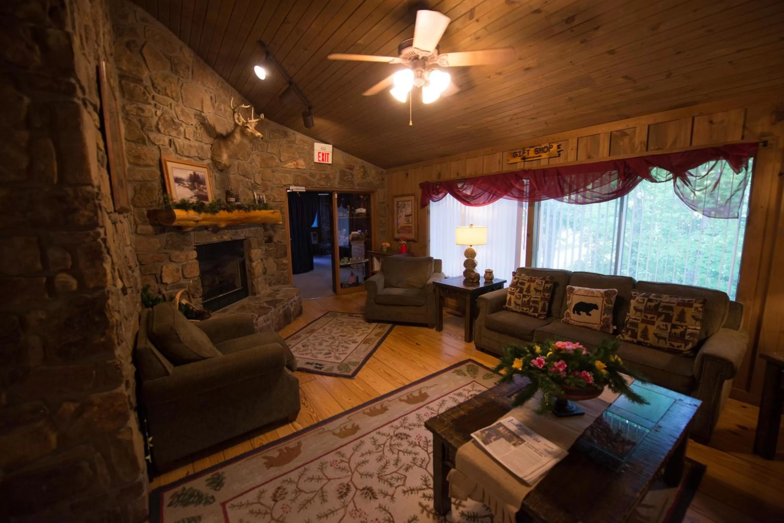Living room in Cabins at Green Mountain, Trademark Collection by Wyndham