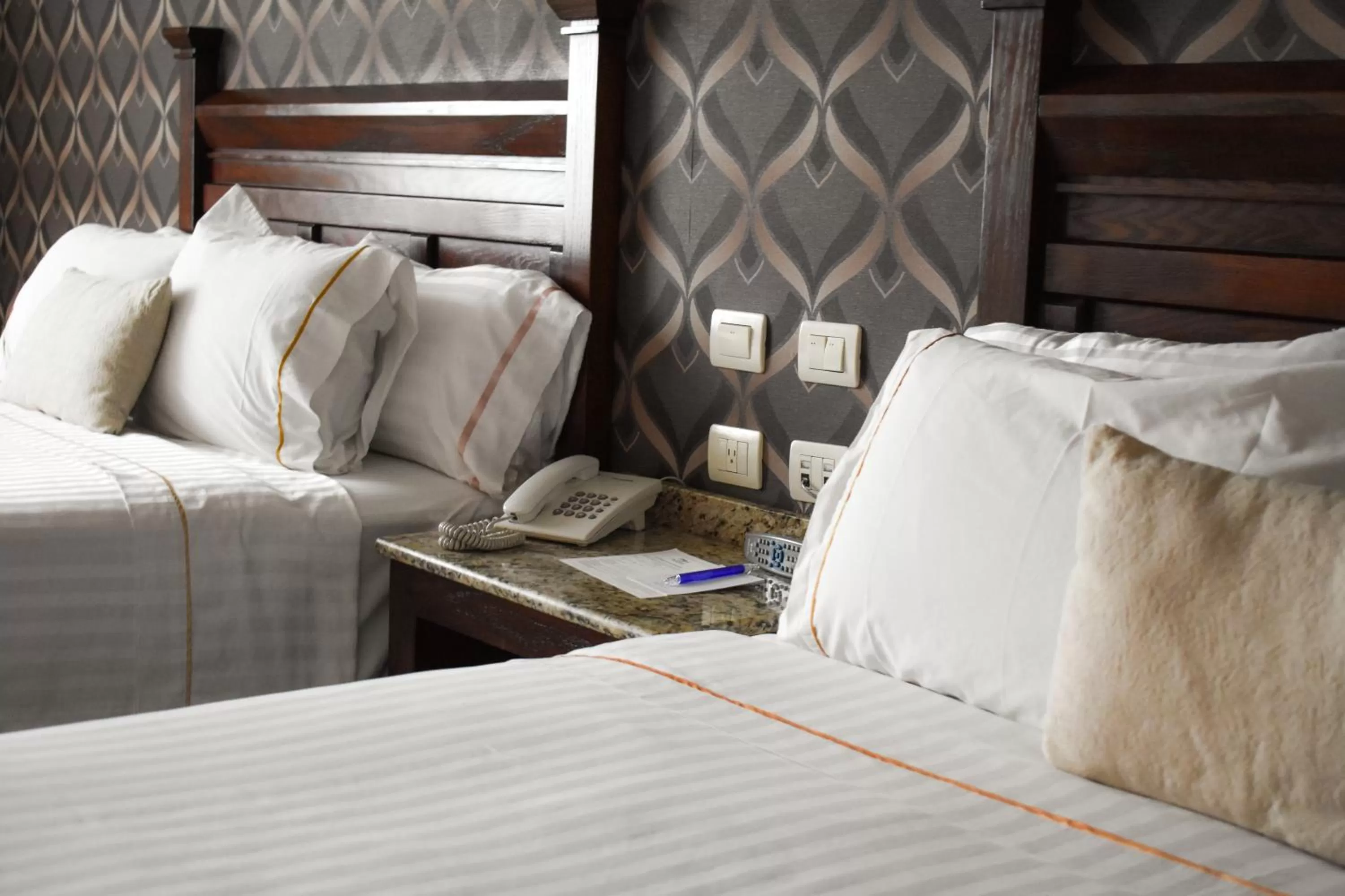 Photo of the whole room, Bed in Hotel Portobelo