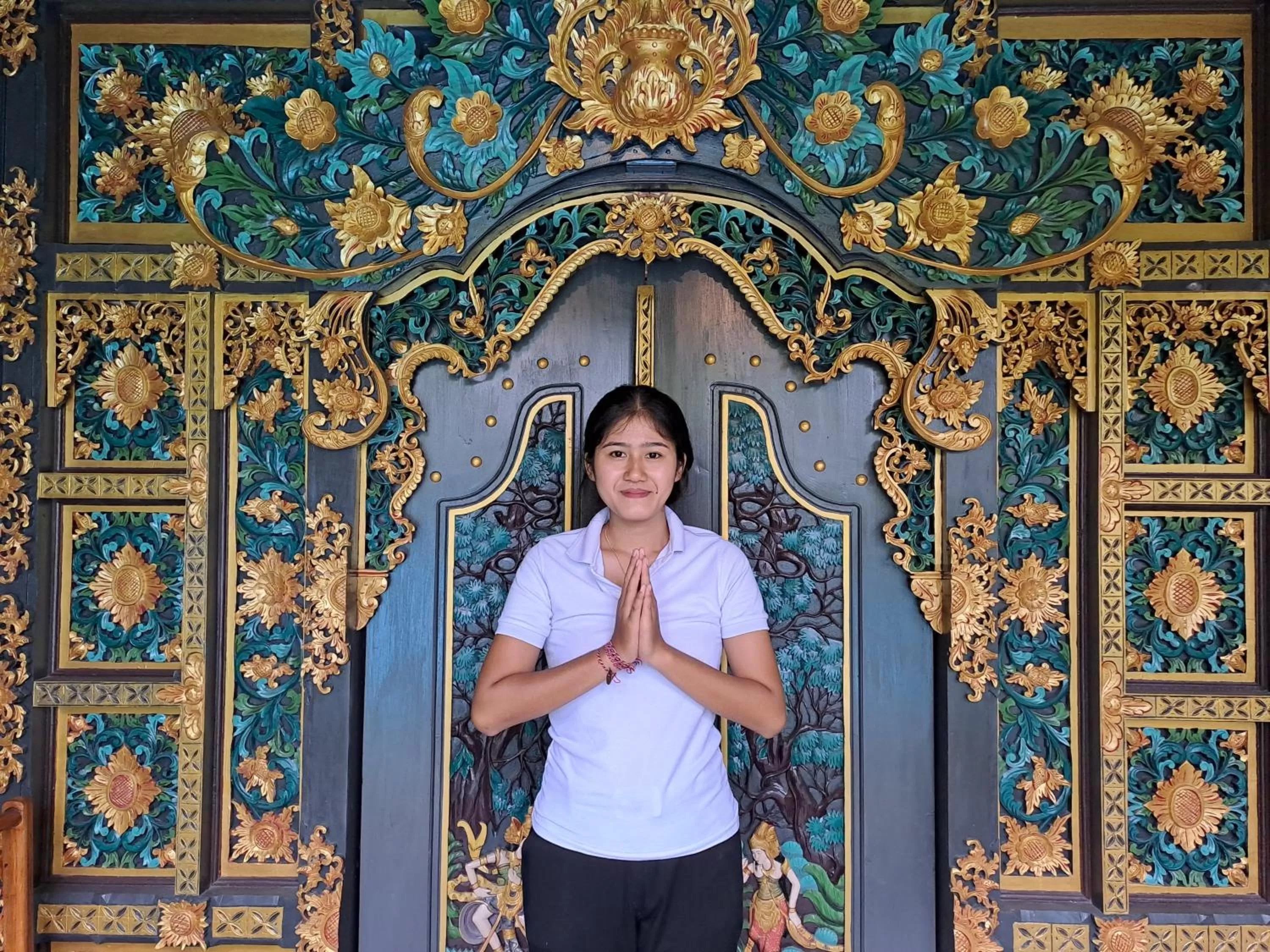 Staff in Parvati Retreat Villas