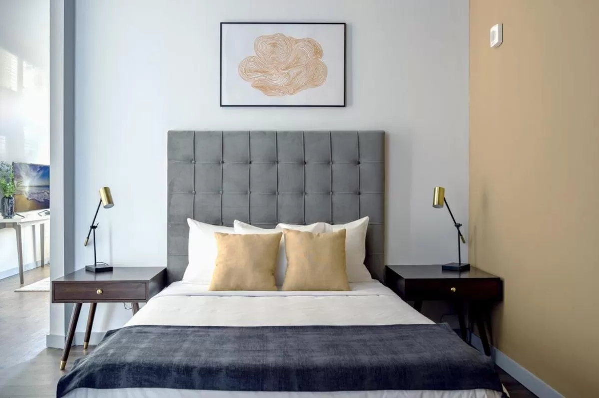 Bed in Placemakr Music Row - Vanderbilt