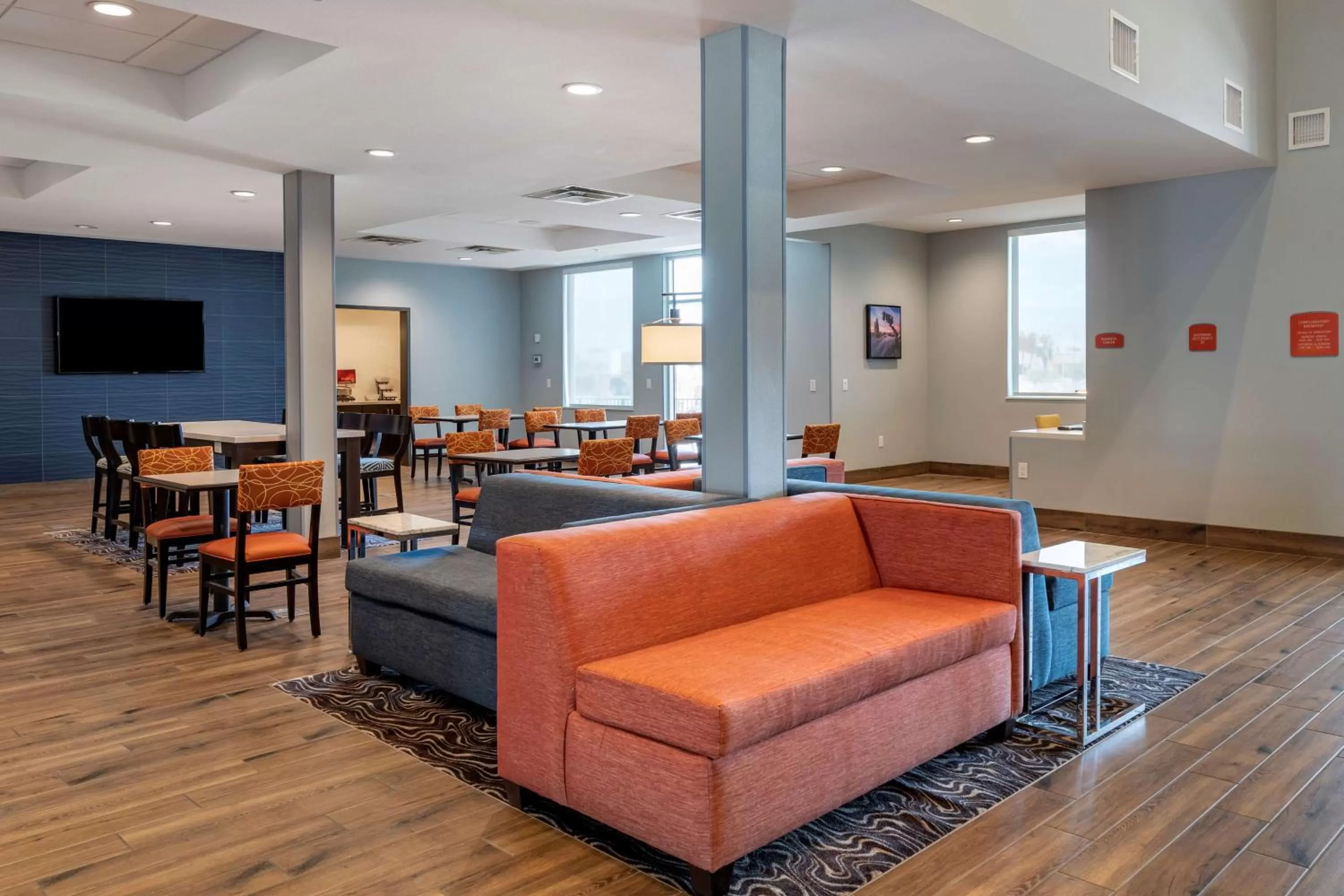 Lobby or reception in Best Western Plus Coachella Valley Inn & Suites