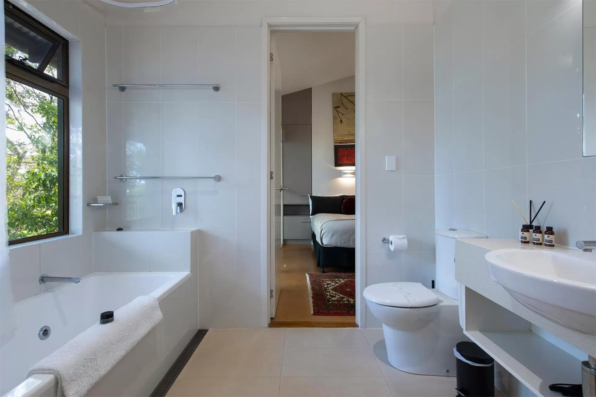 Bathroom in Eumarella Shores Noosa Lake Retreat