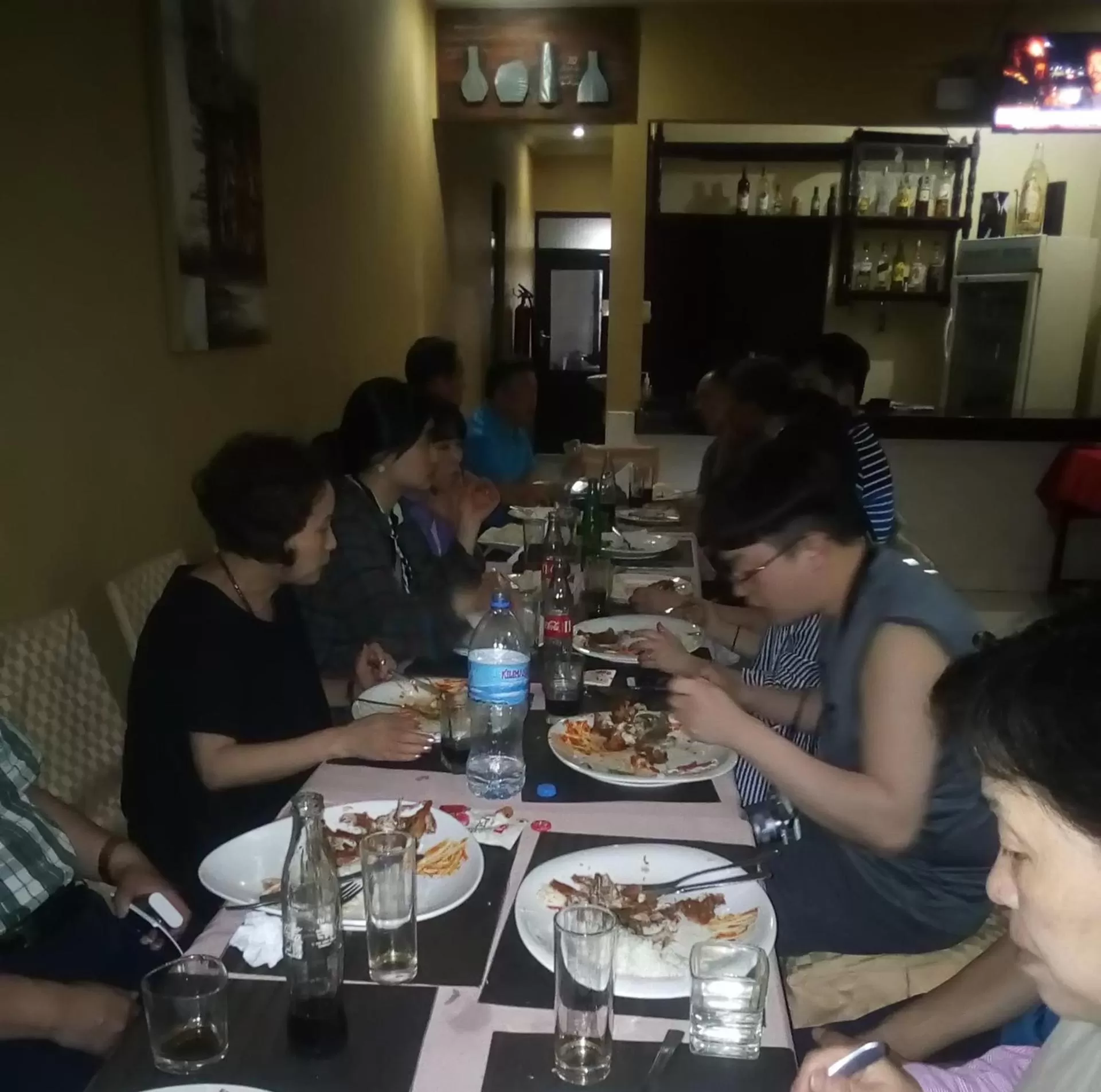 Restaurant/places to eat in Transit Airport B&B