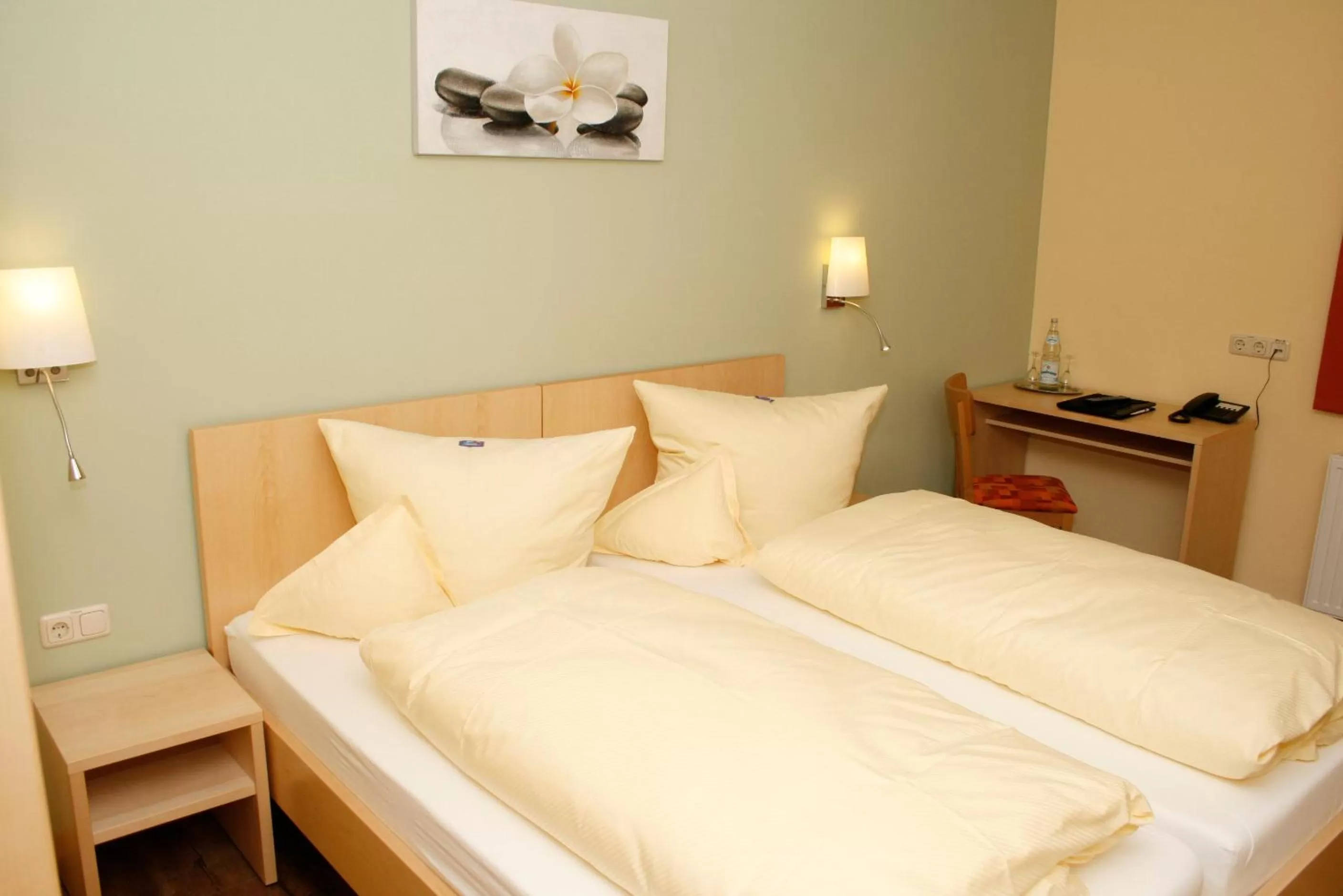 Bed in Hotel Gasthof zur Post