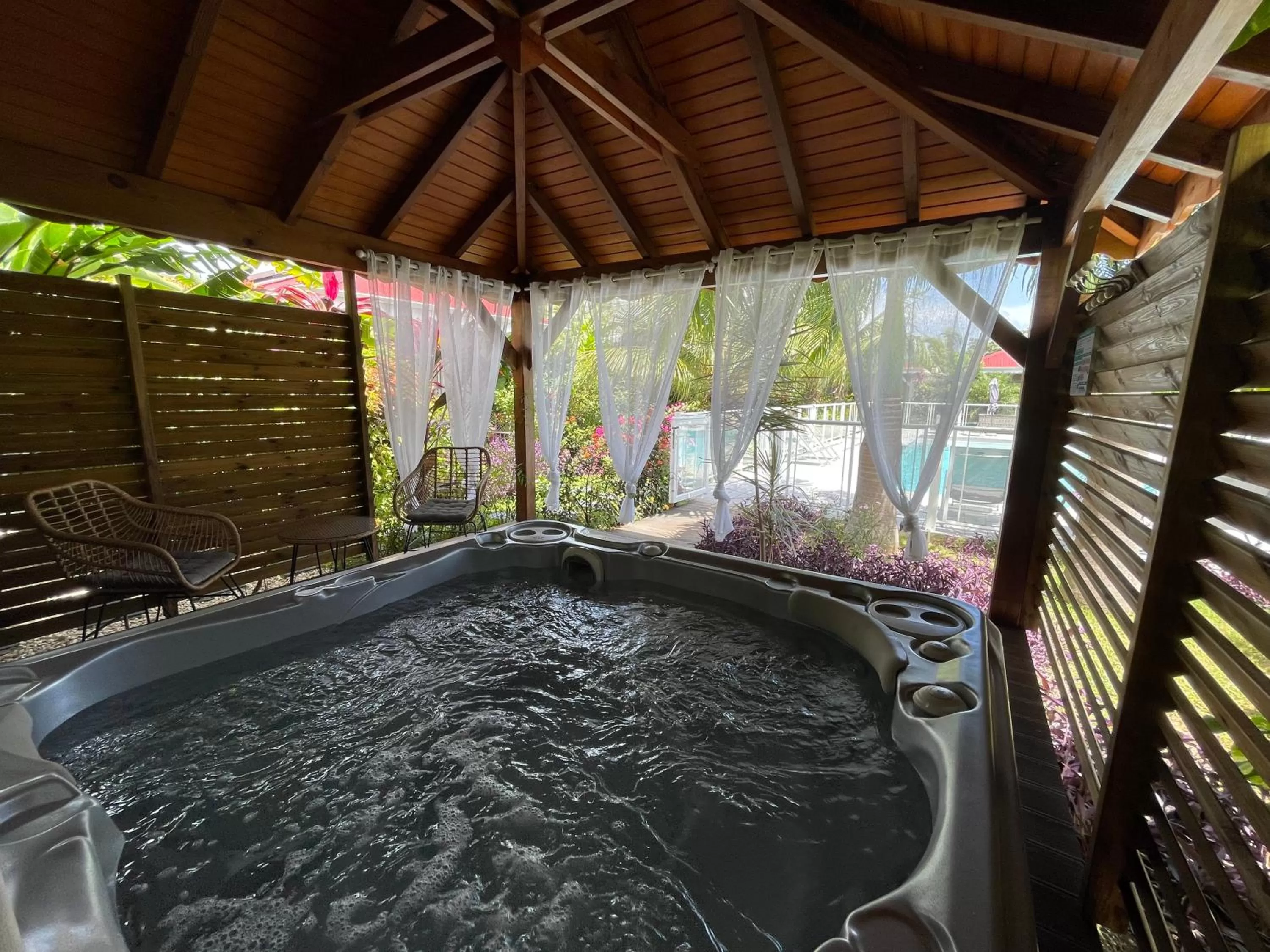 Hôtel & Villa Le Cocotel