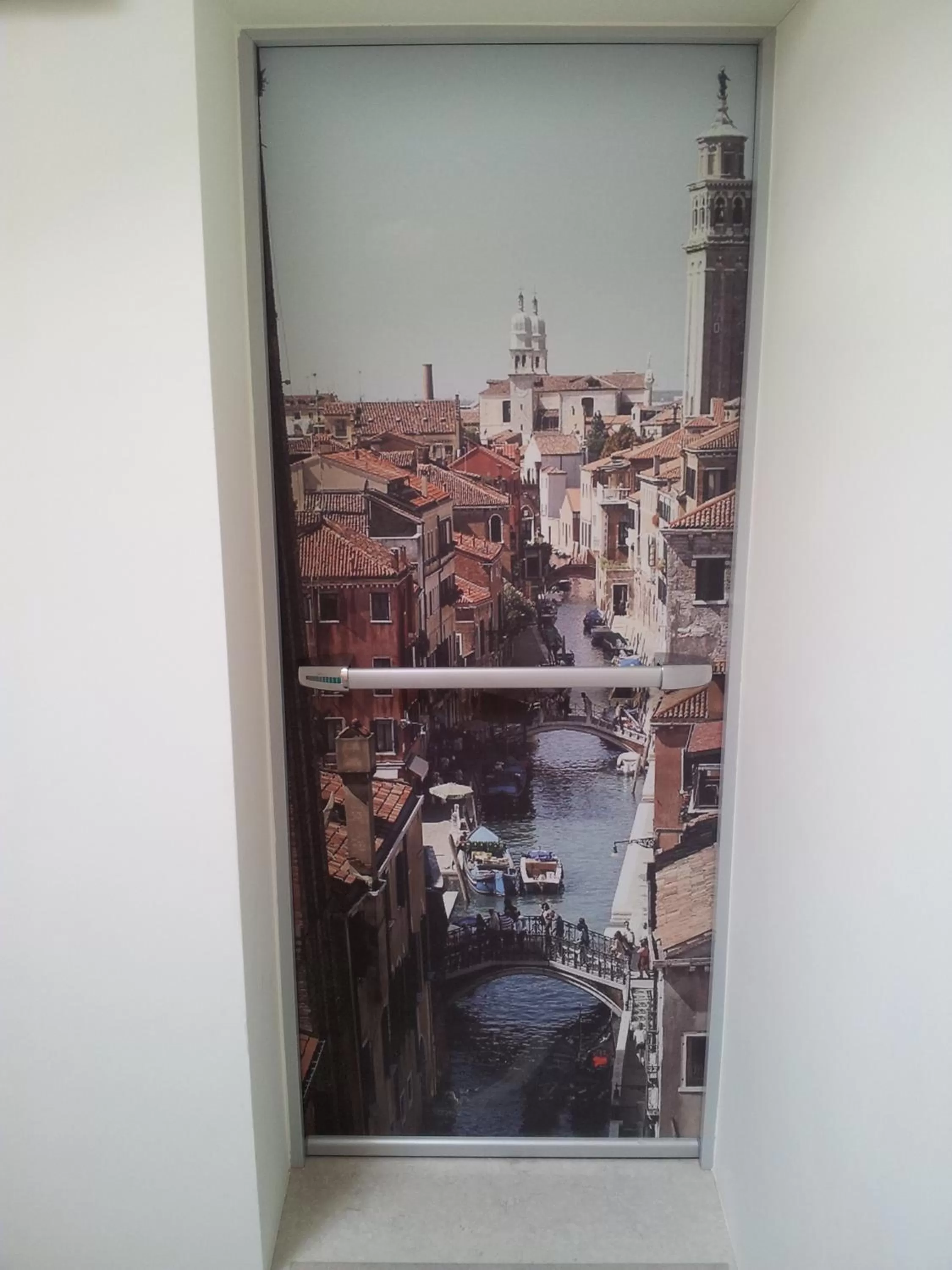 Decorative detail in Hotel Regit