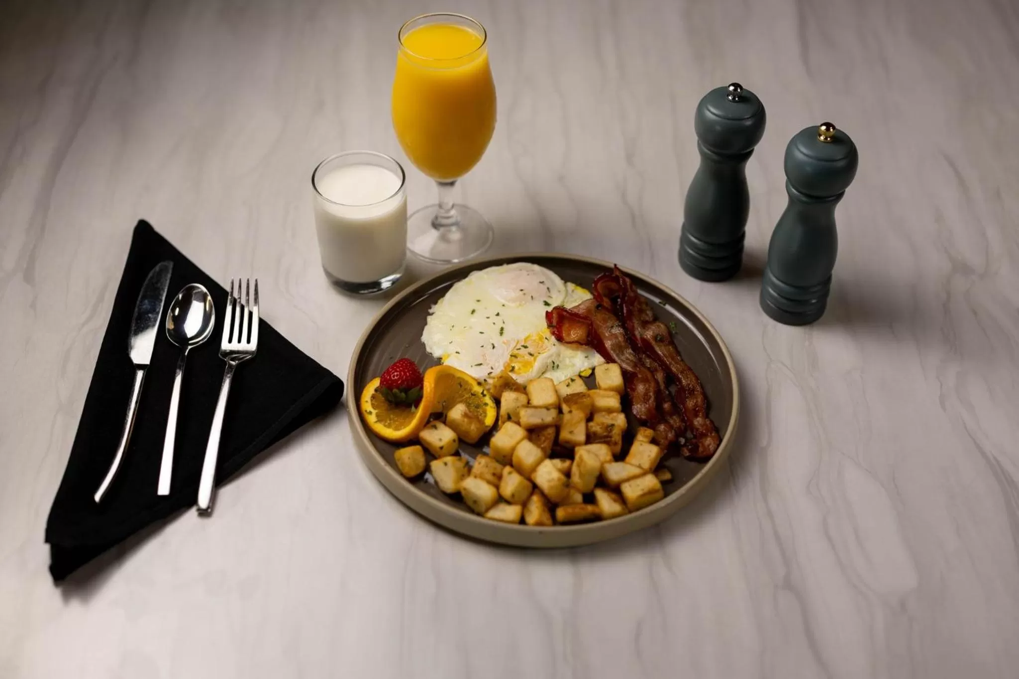 Restaurant/places to eat in Hotel Indigo Detroit Downtown by IHG