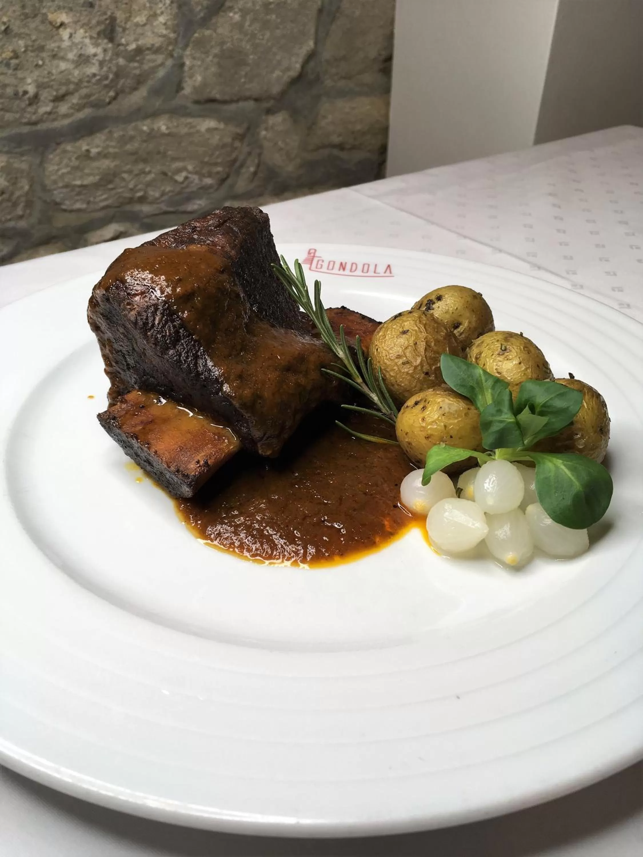 Food and drinks in Wellness Hotel Gondola