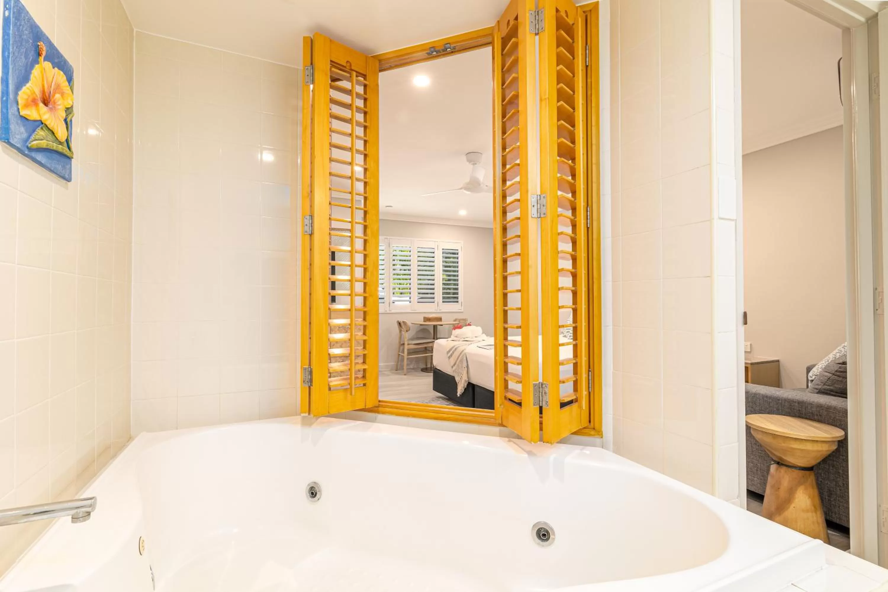 Bathroom, Bed in Seahaven Resort