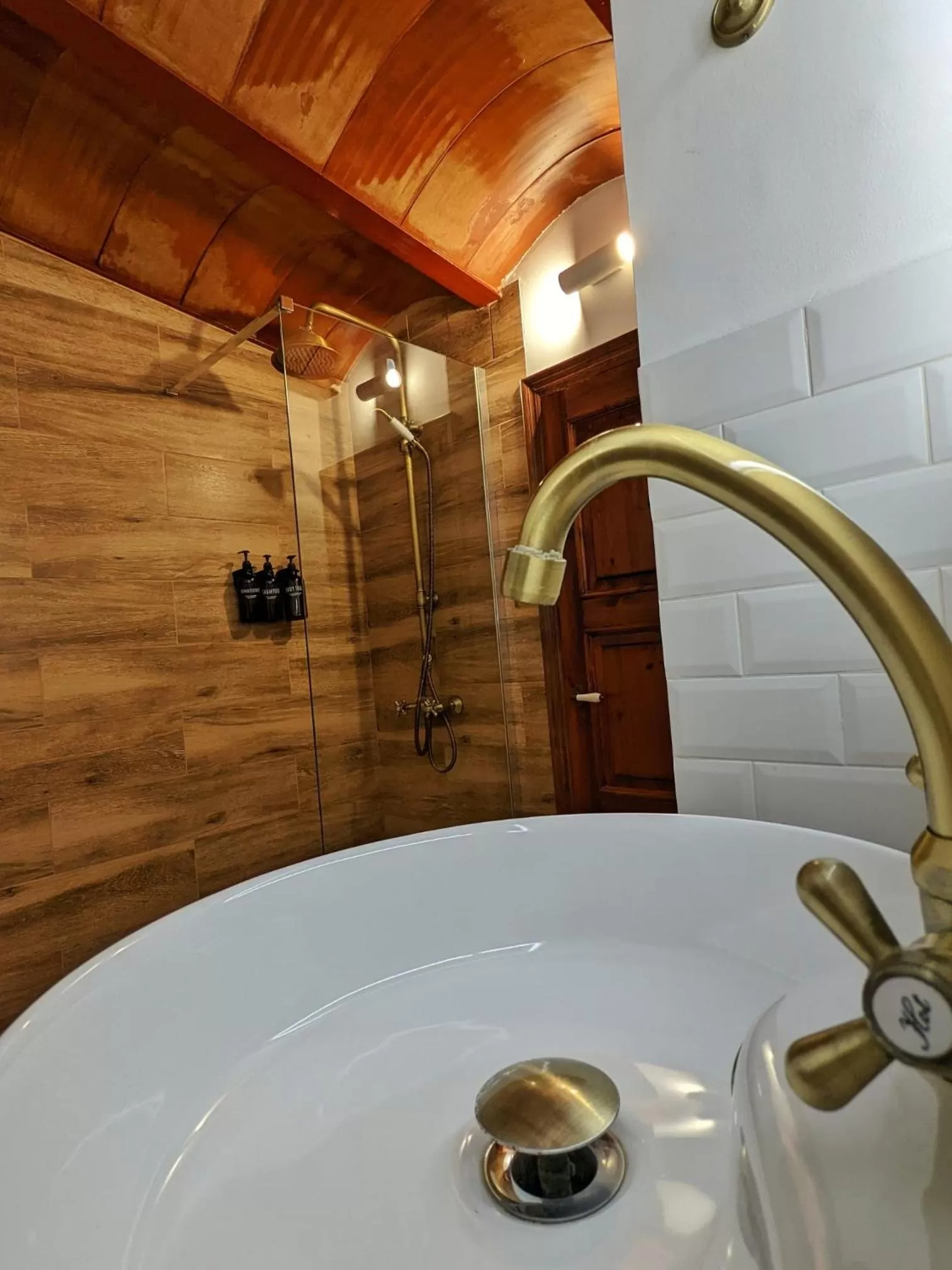 Decorative detail in Catalina Suites