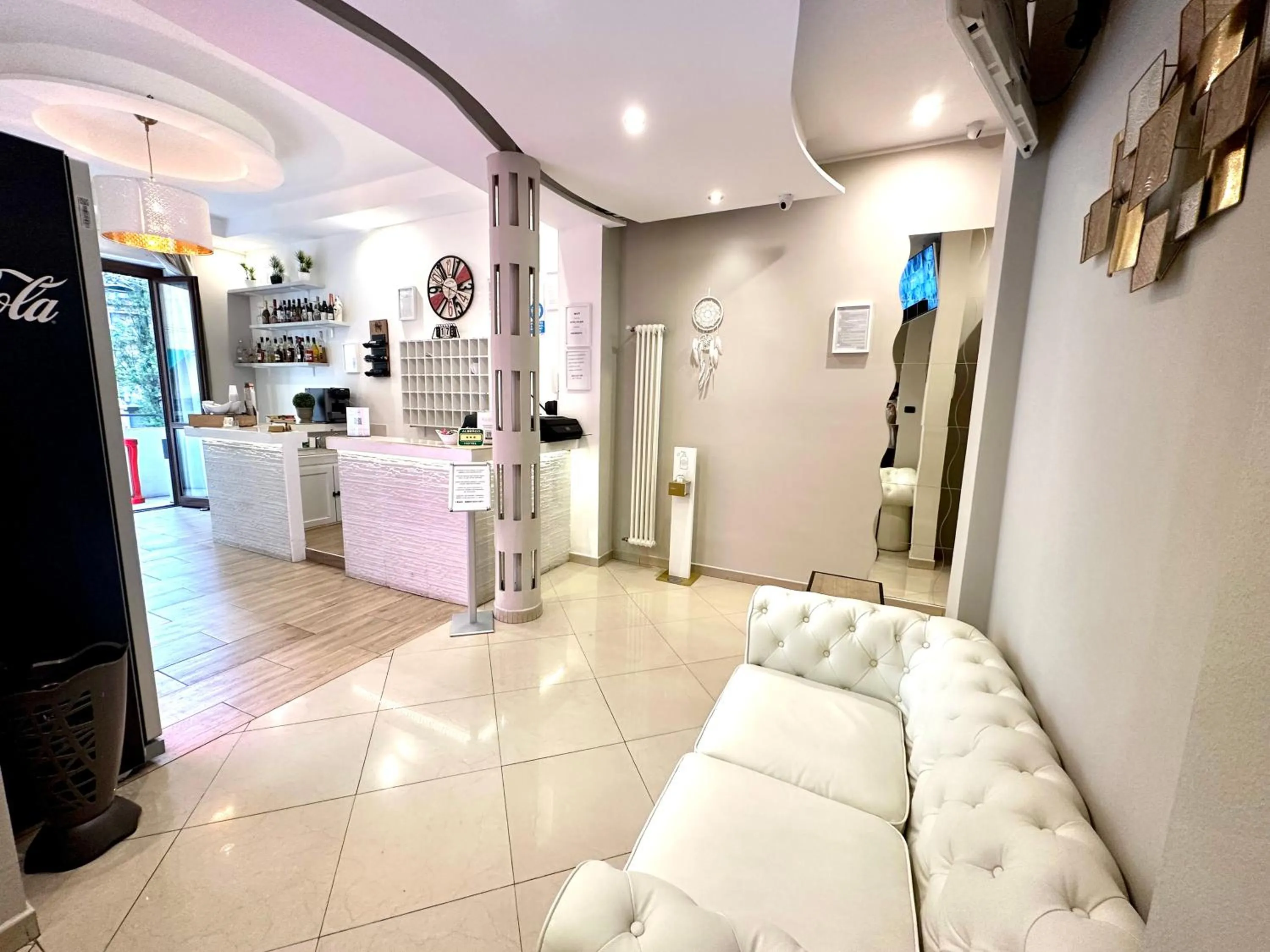 Lobby or reception in Golden Milano Hotel