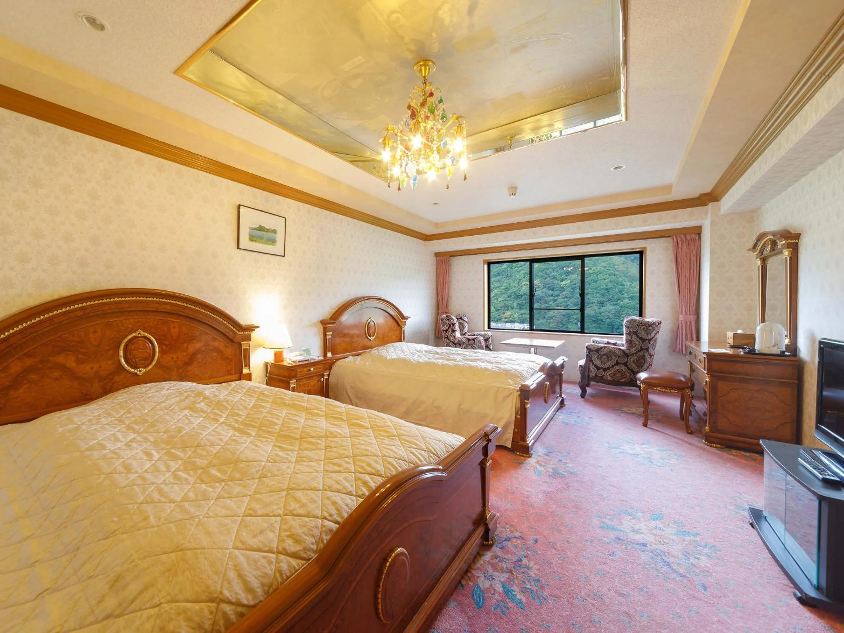 Living room, Bed in Jozankei View Hotel