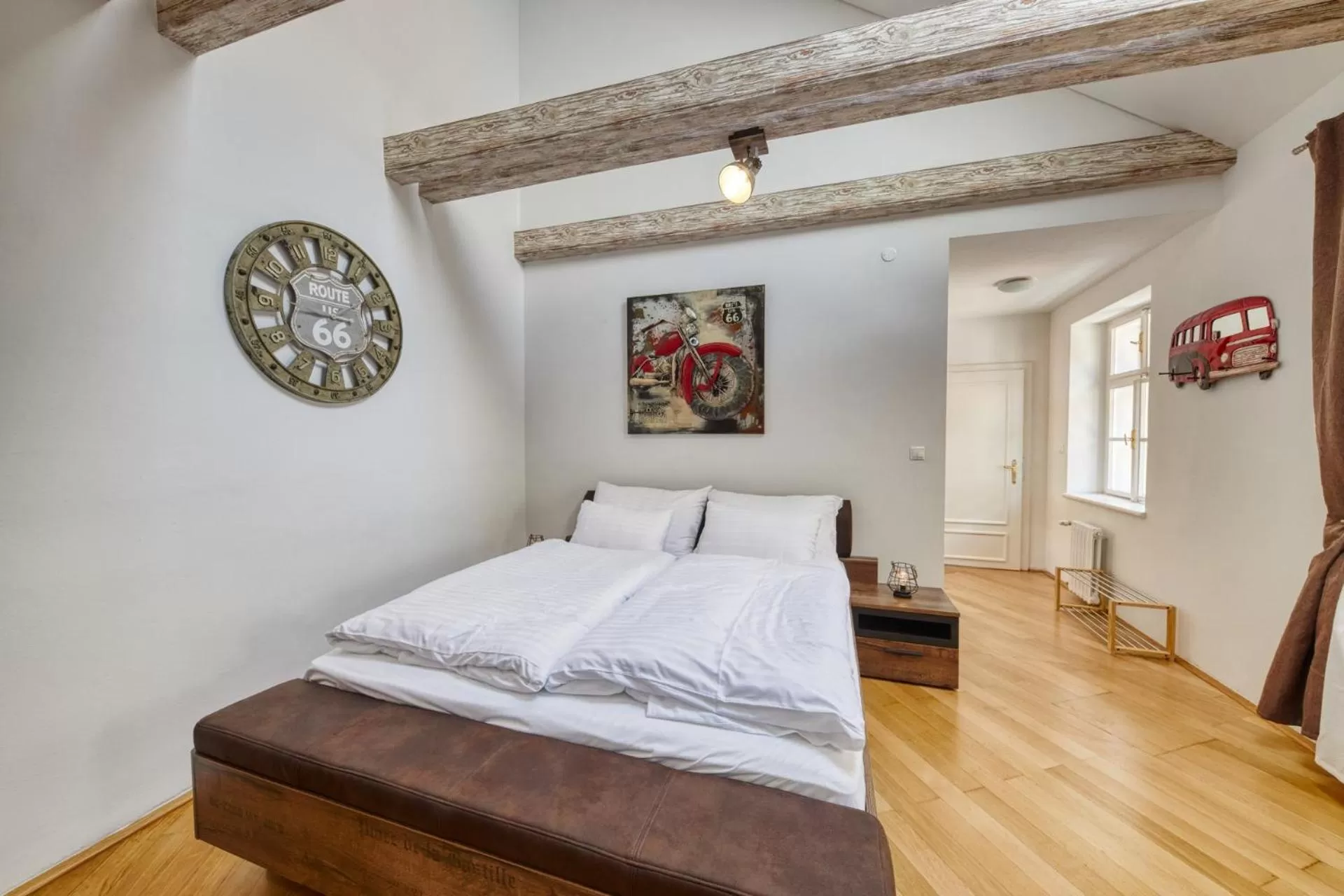 Bedroom, Bed in Aapartamentoos