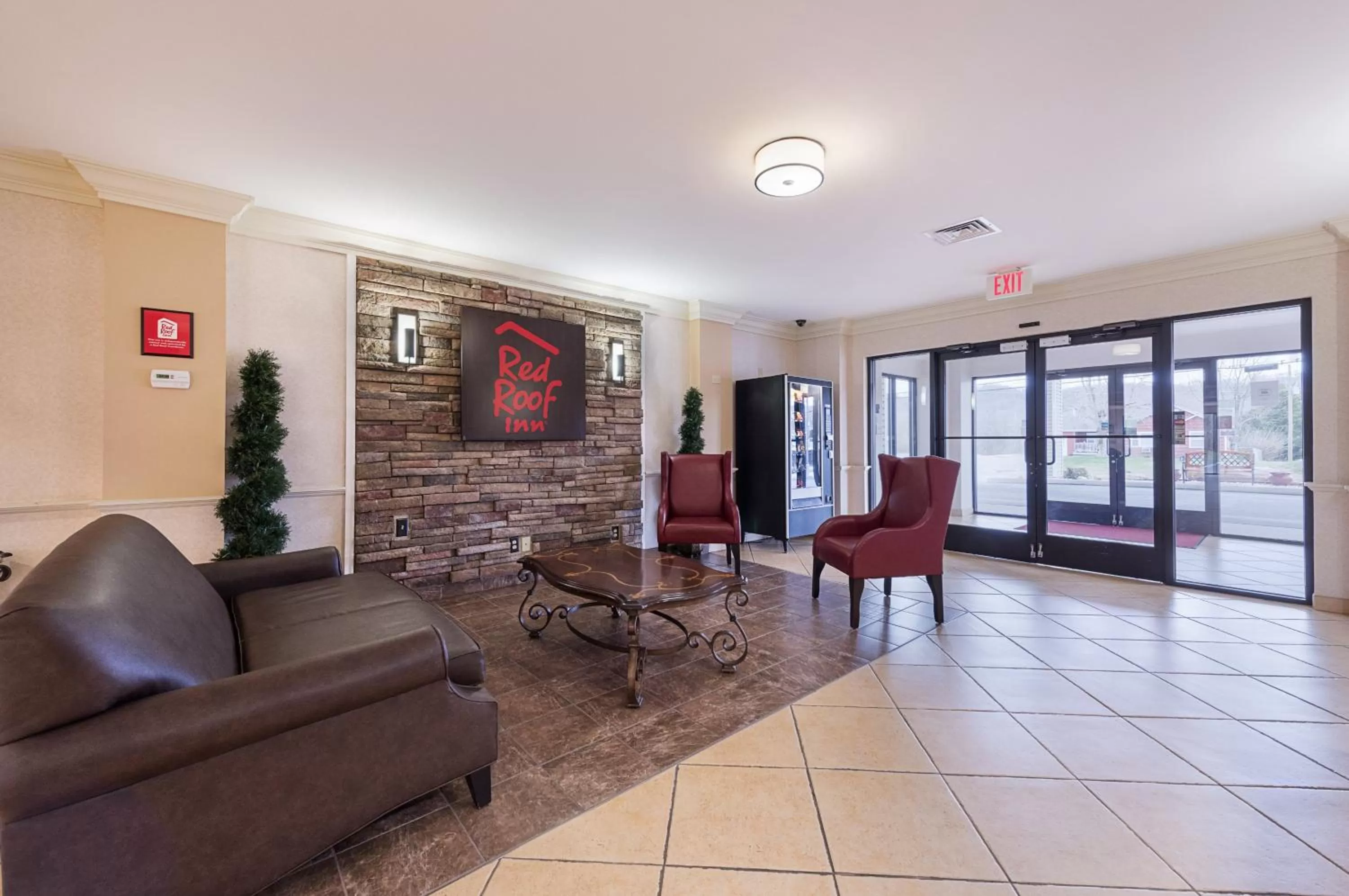 Lobby or reception in Red Roof Inn Etowah – Athens, TN
