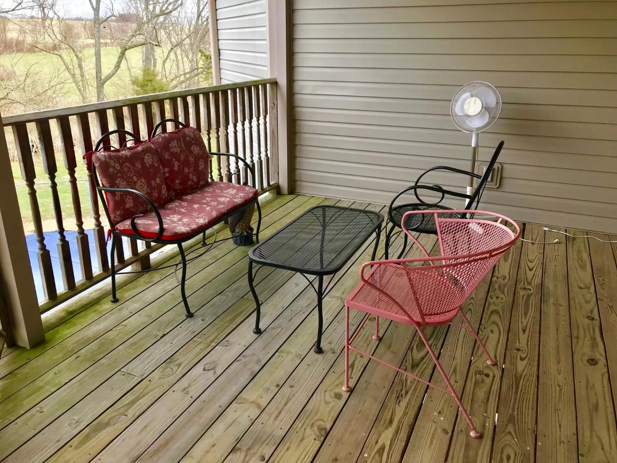 Seating Area in Rabbit Creek Bed & Breakfast