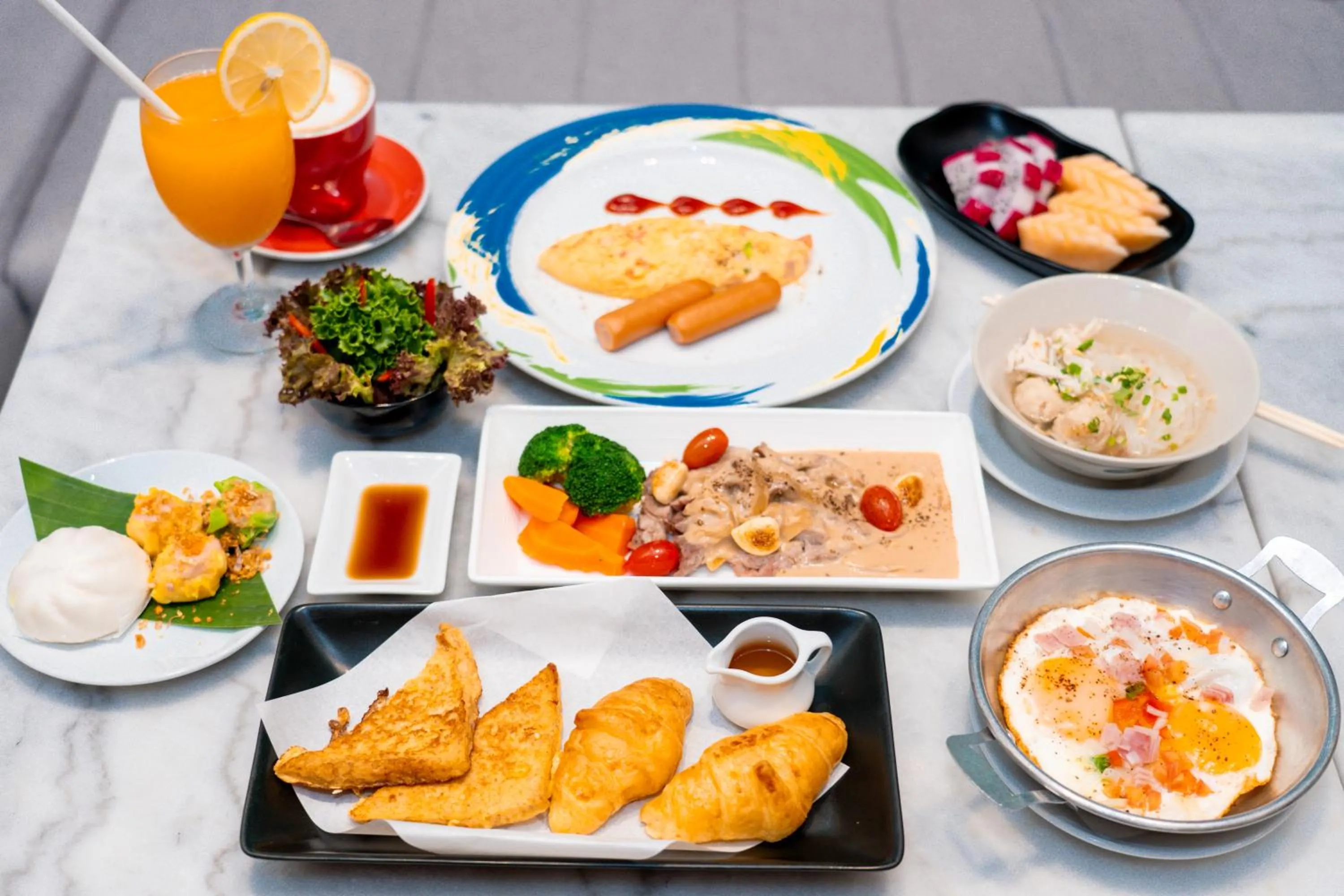 Breakfast in Amanta Hotel & Residence Ratchada