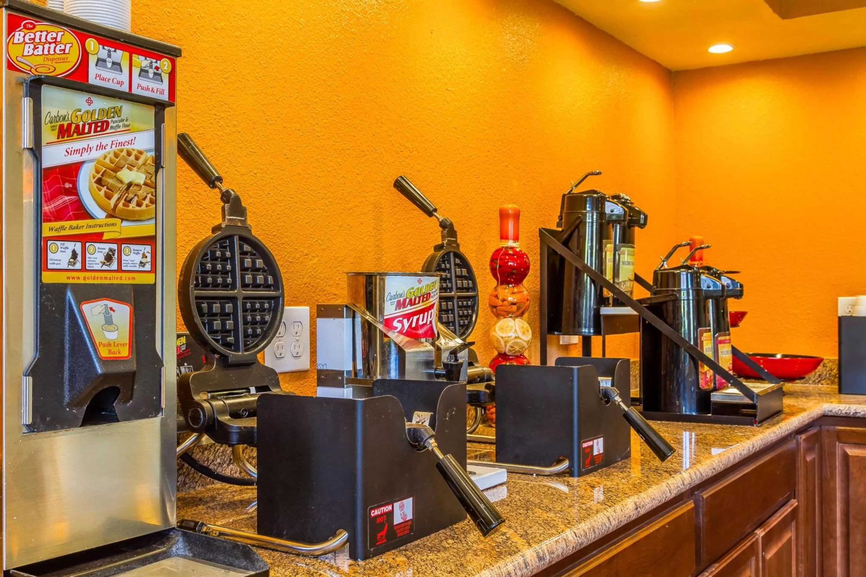 Restaurant/places to eat in Rodeway Inn Wine Country