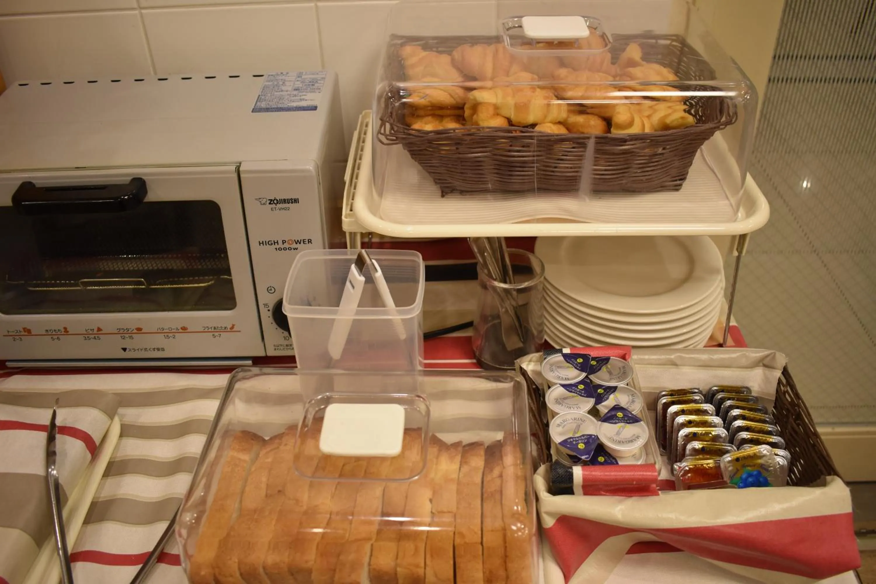 Buffet breakfast in Hotel Crown Hills Toyokawa