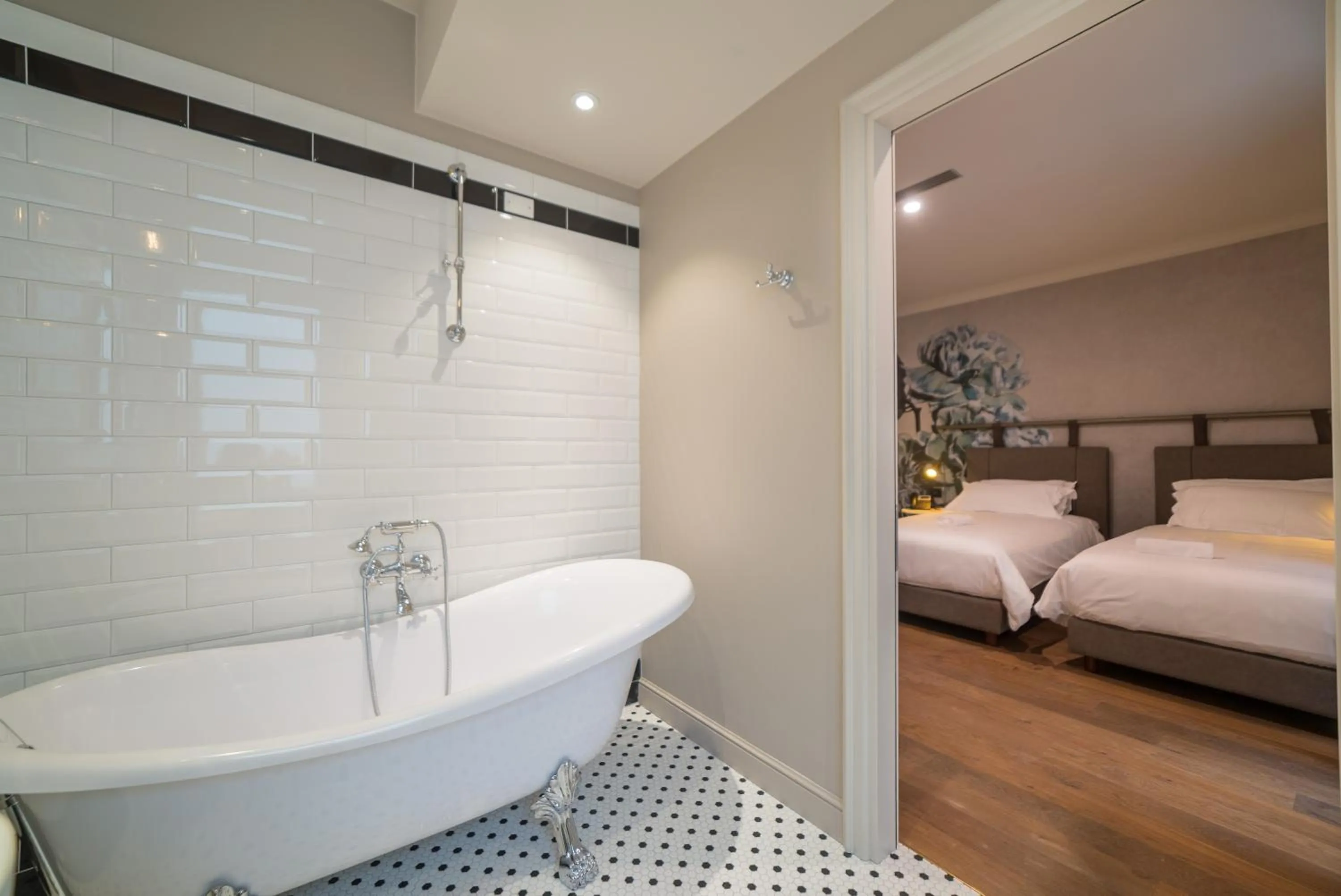 Bathroom, Bed in Palazzo 42 - Boutique Hotel & Suites