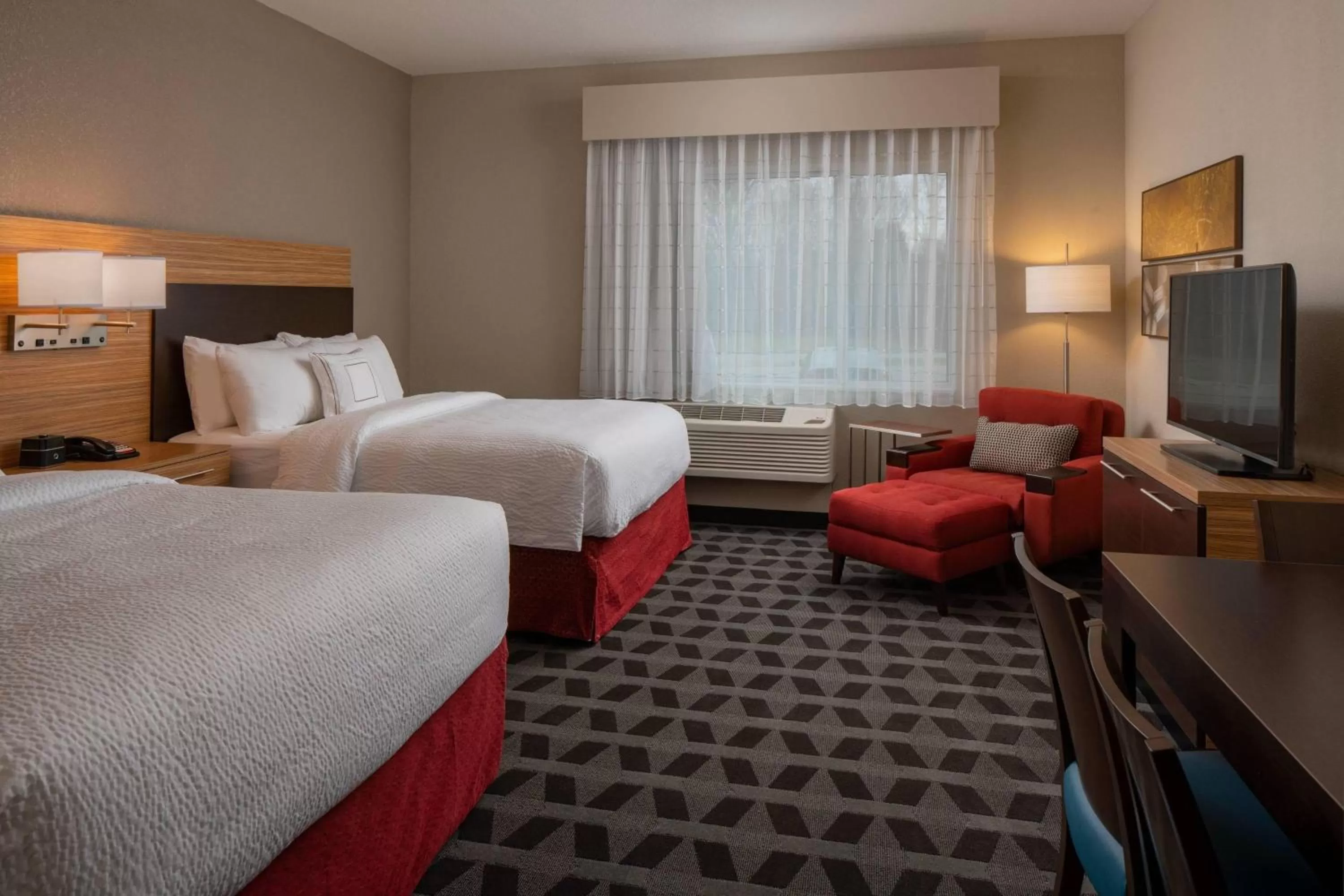 Photo of the whole room, Bed in TownePlace by Marriott Suites Clarksville