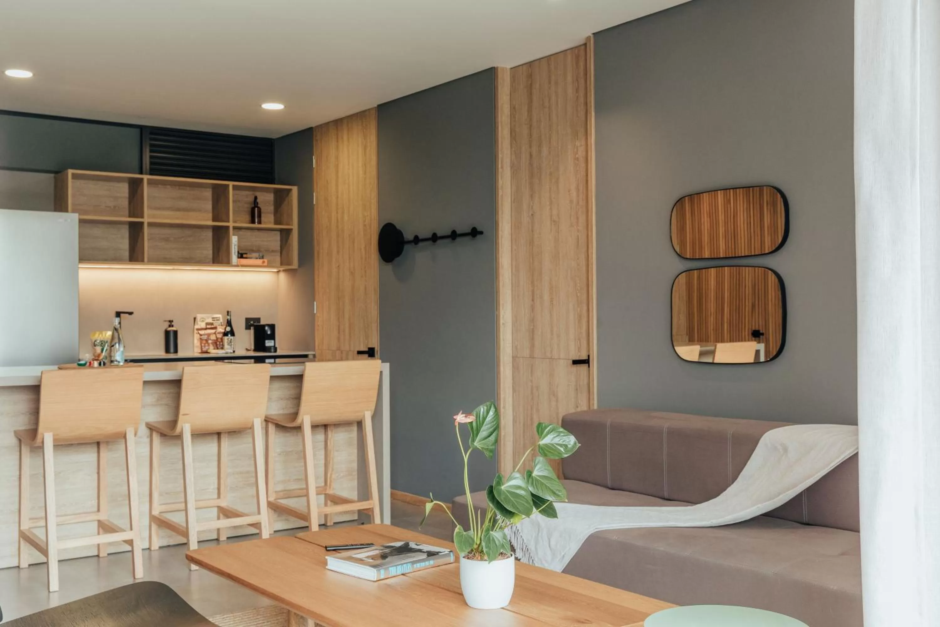 Coffee/tea facilities in Wake Living