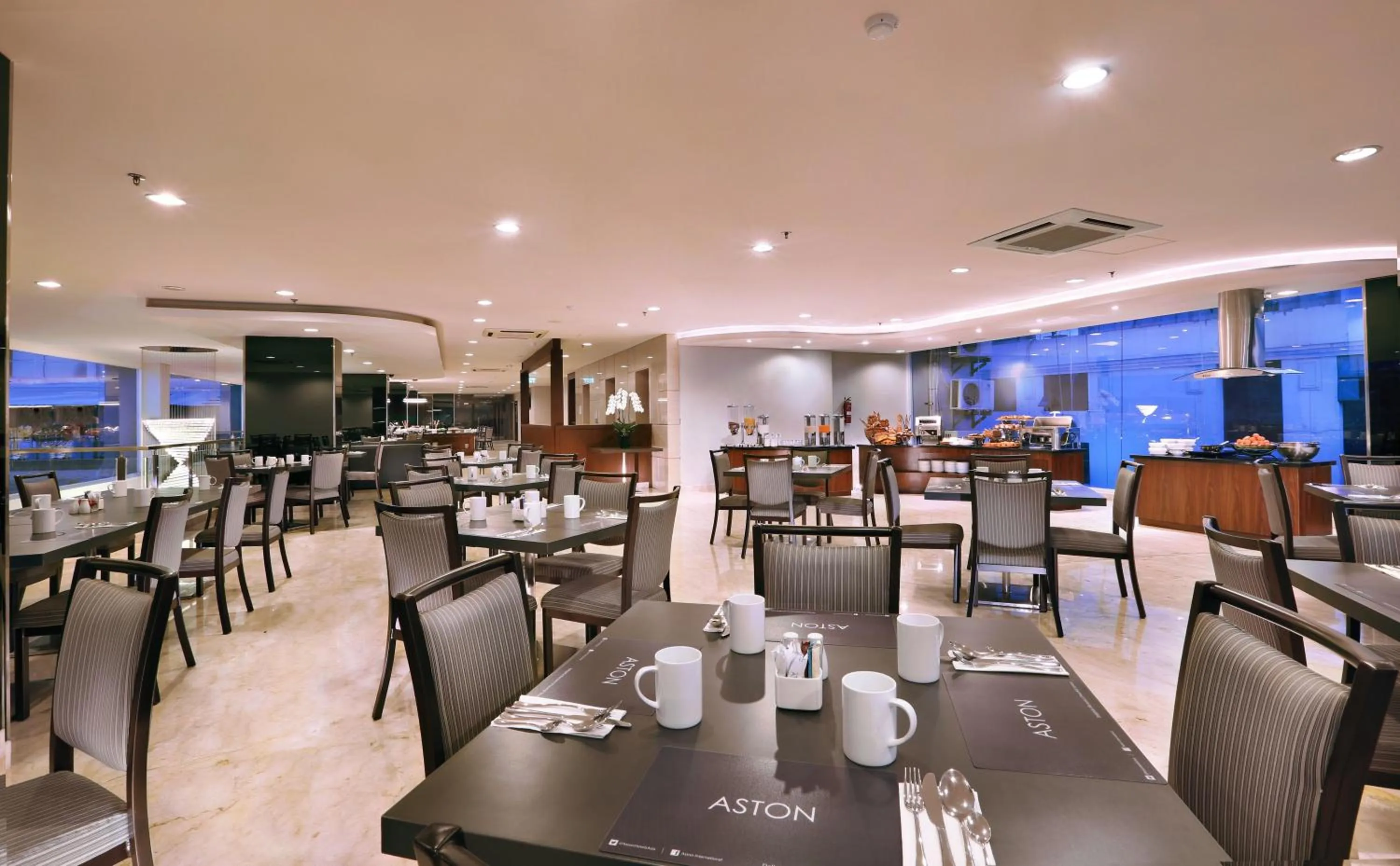 Restaurant/places to eat in Aston Imperial Bekasi Hotel & Conference Center