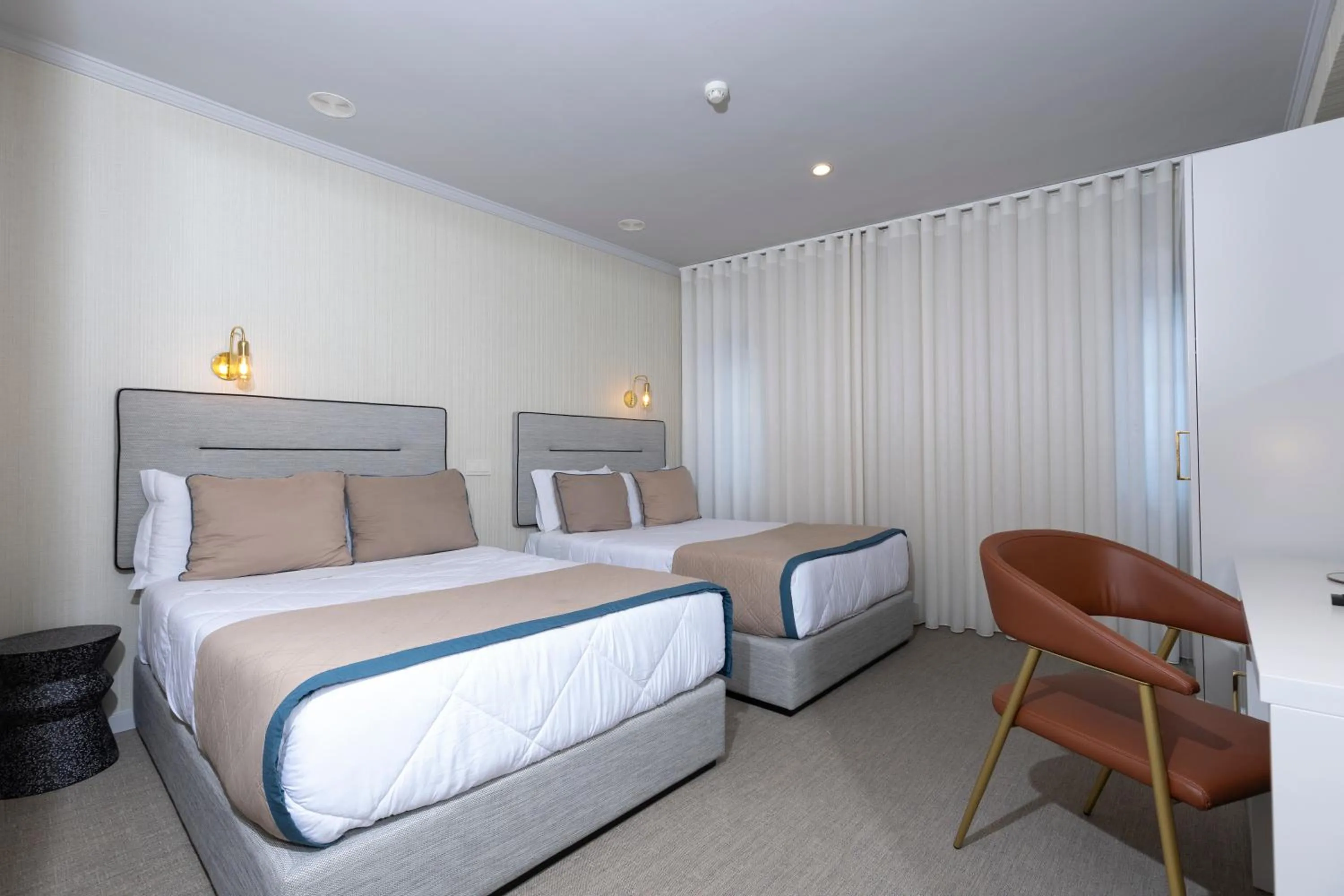 Bed in Hotel America