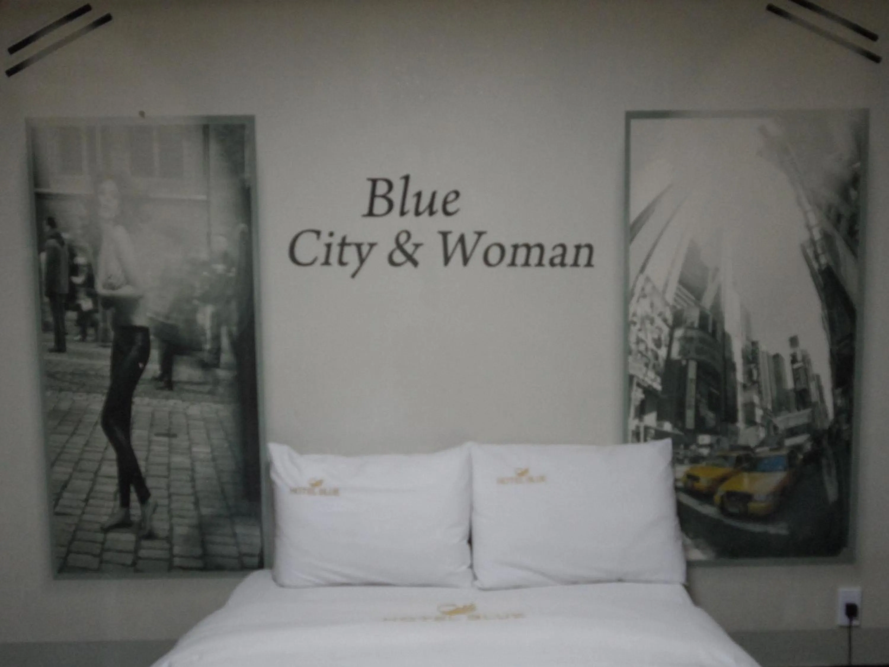 Bed in Songdo Blue Hotel