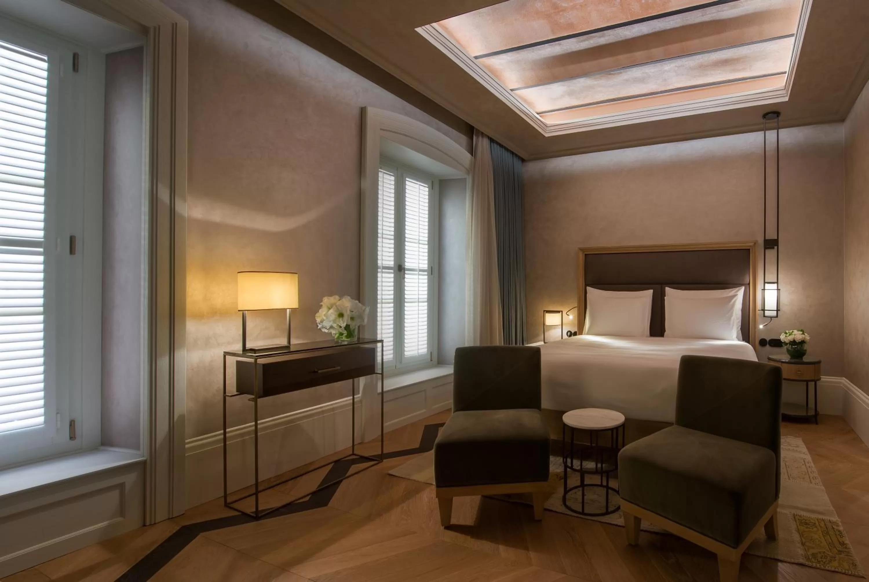 Bedroom, Bed in 10 Karakoy