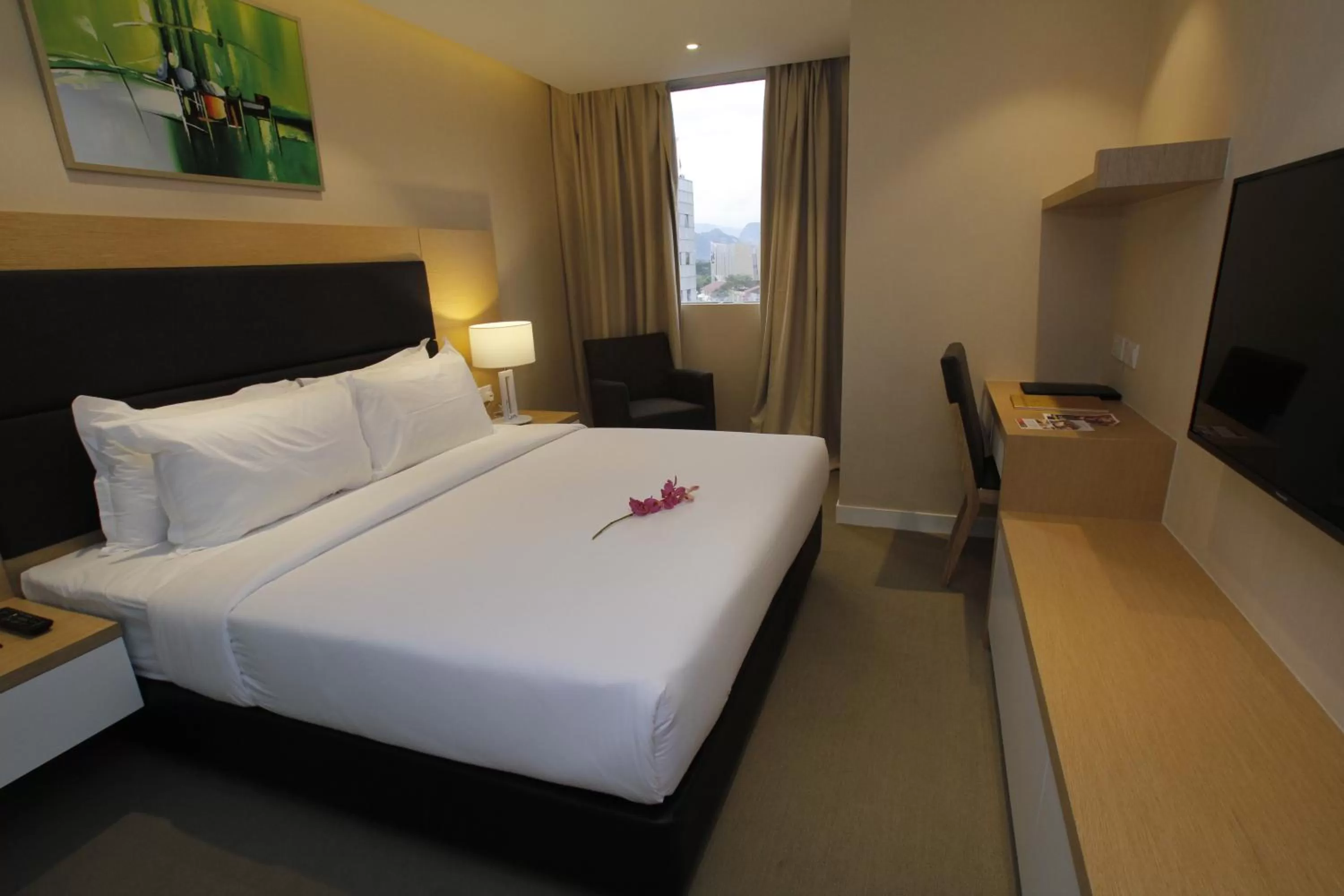 Photo of the whole room, Bed in Hotel Excelsior Ipoh