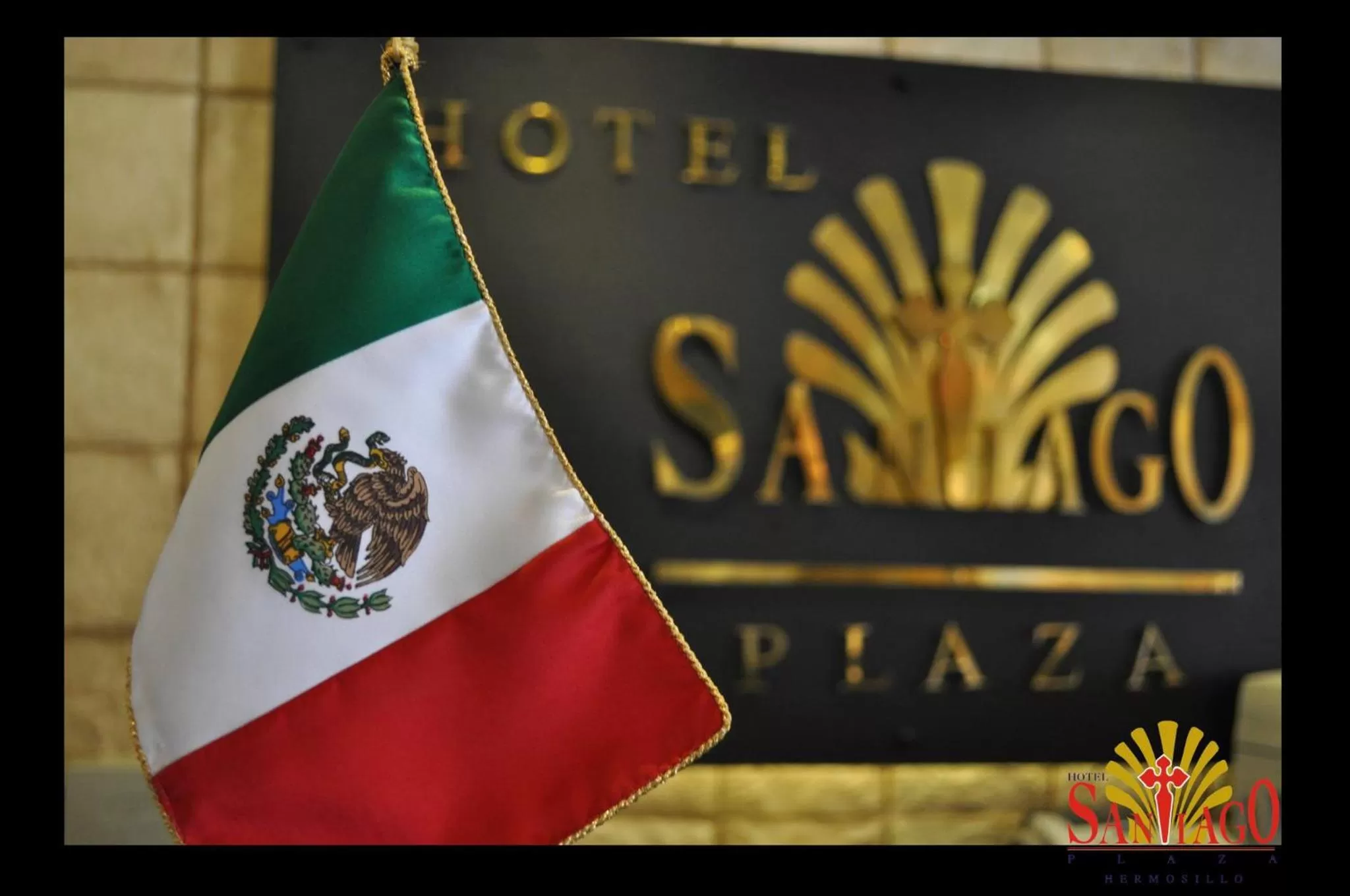 Property Logo/Sign in Hotel Santiago Plaza