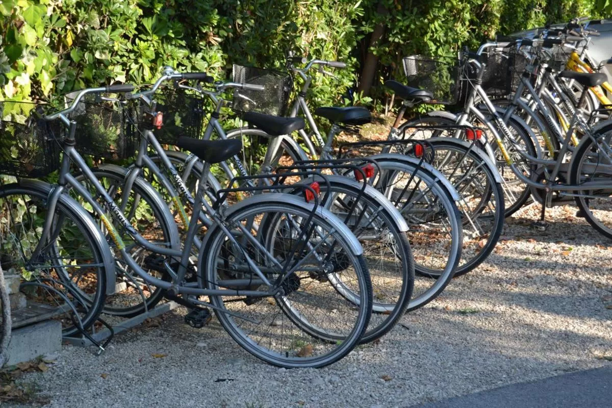 Cycling in Hotel Costazzurra Museum & Spa