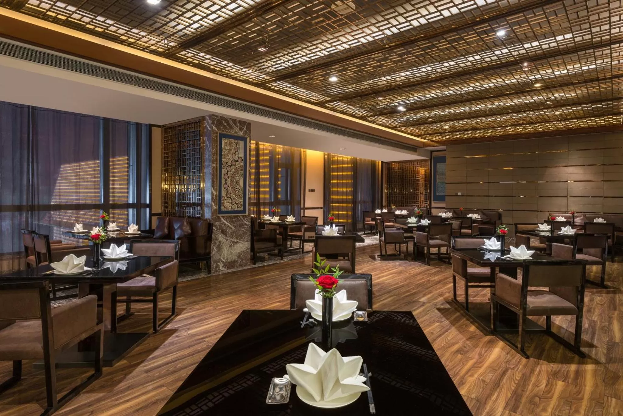 Restaurant/places to eat in Crowne Plaza Hotel Lanzhou by IHG