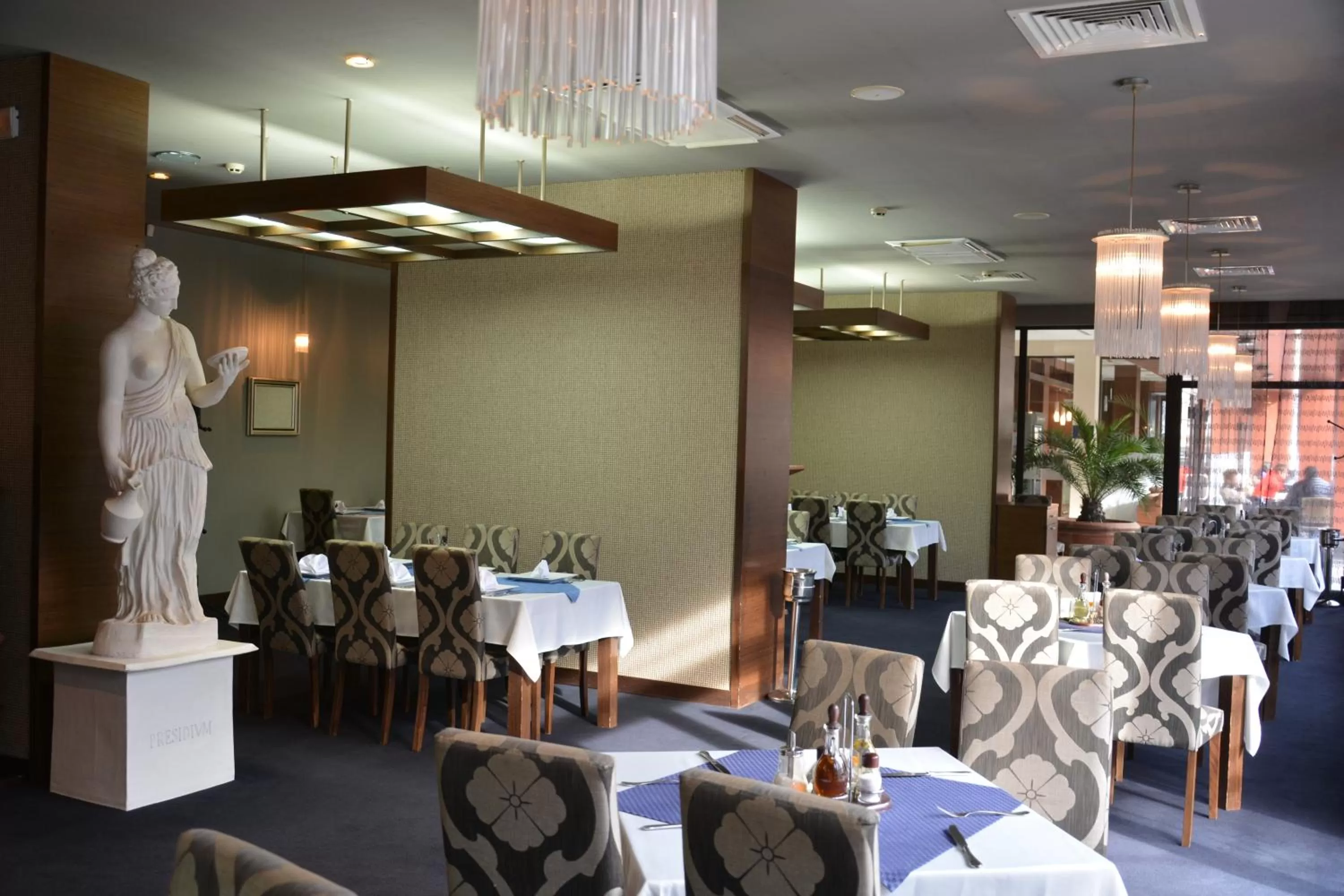Restaurant/places to eat in Hotel Presidivm Palace