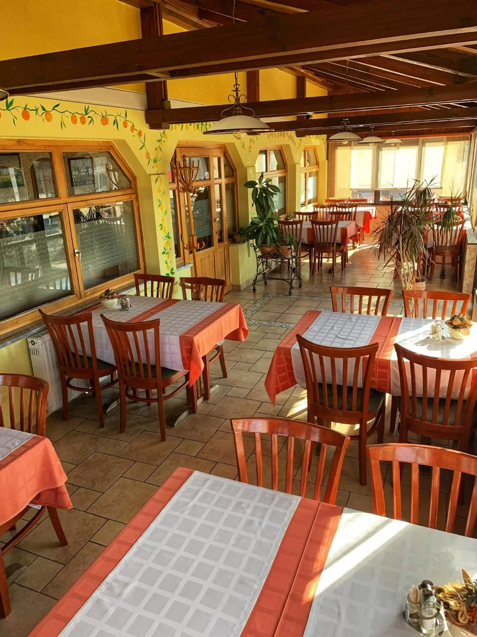 Restaurant/places to eat in Hotel Zéta