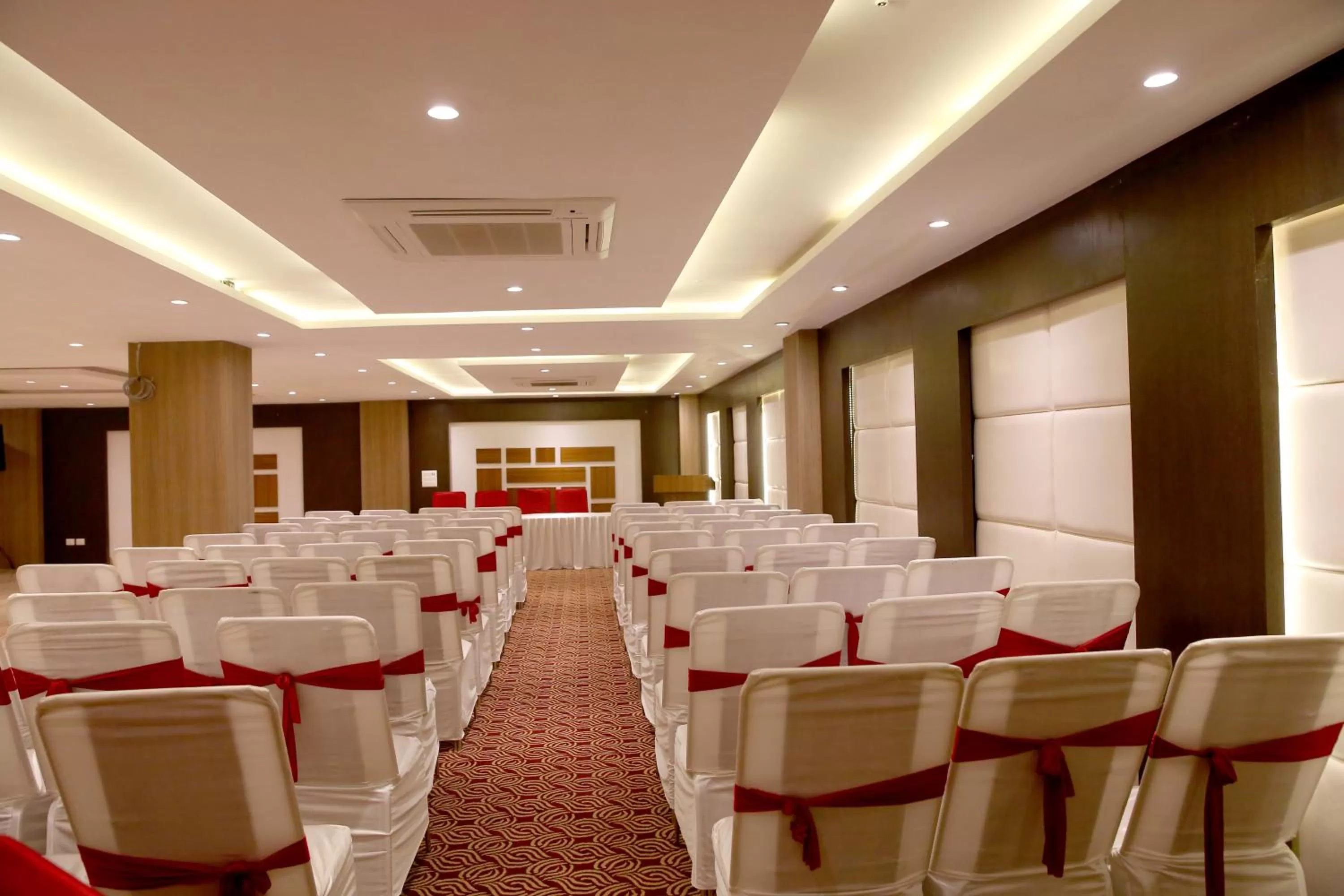 Banquet/Function facilities in Le Roi Udaipur