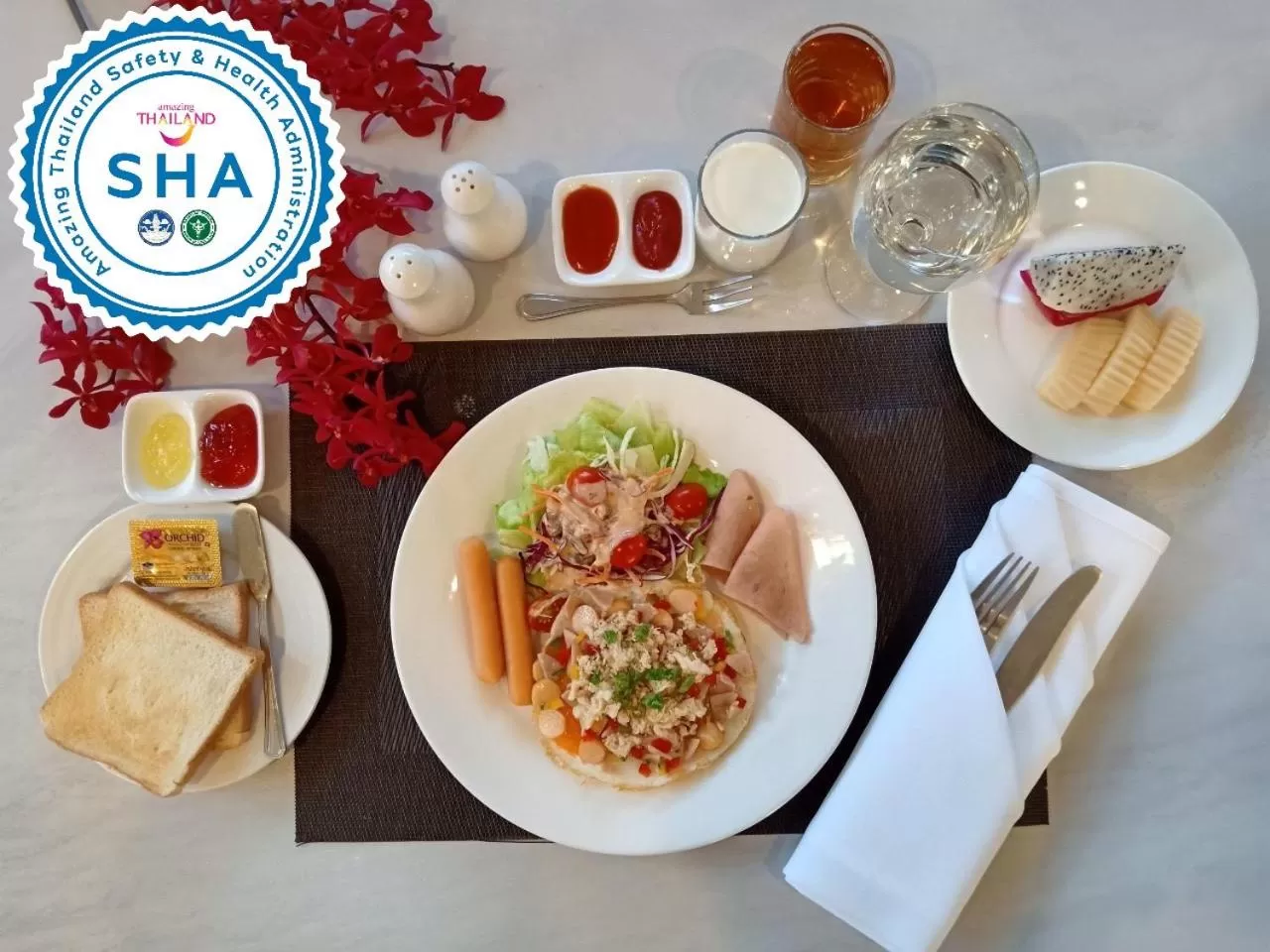 Breakfast in S Bangkok Hotel, Navamin