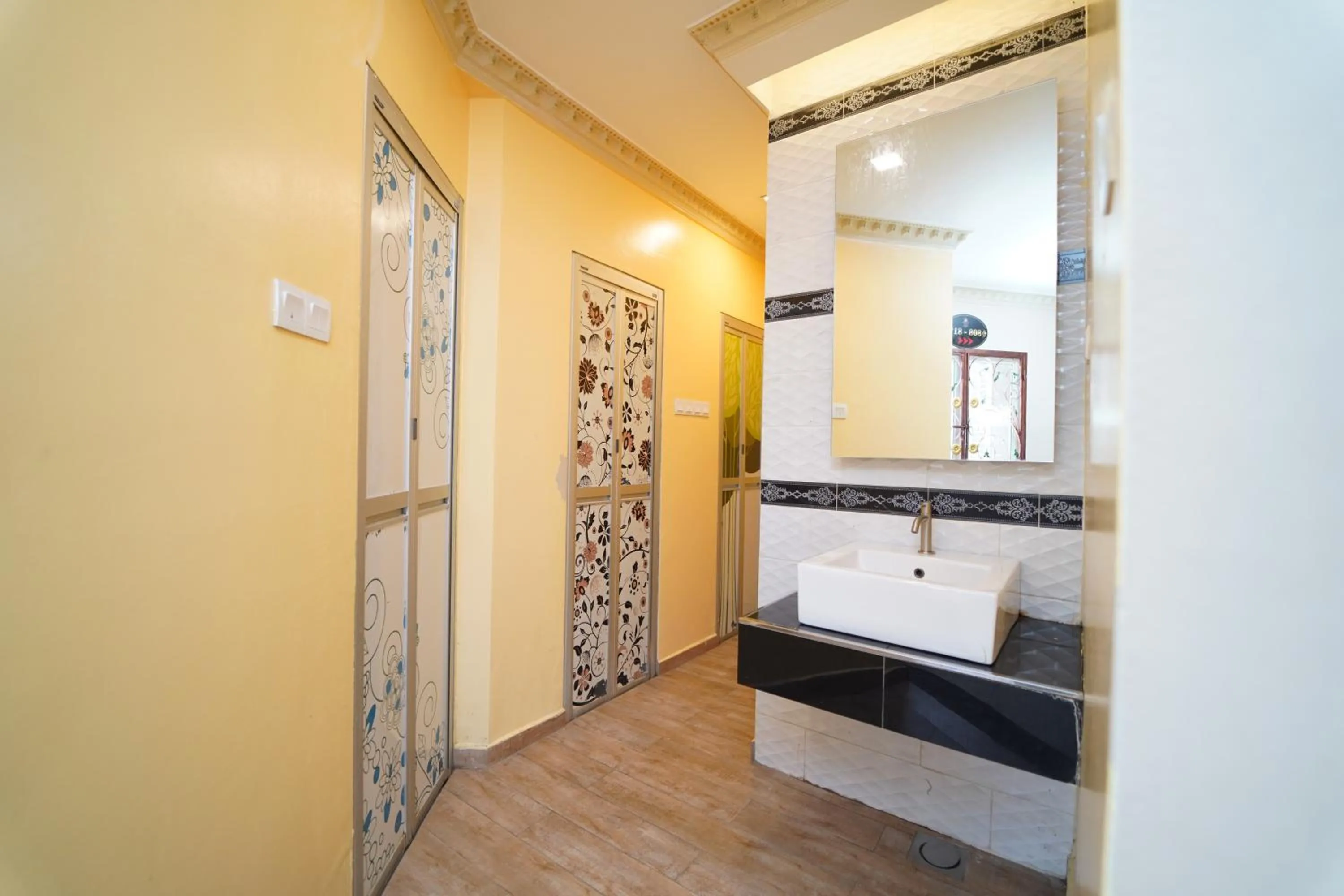 Ghazrin's Classic Hotel JB