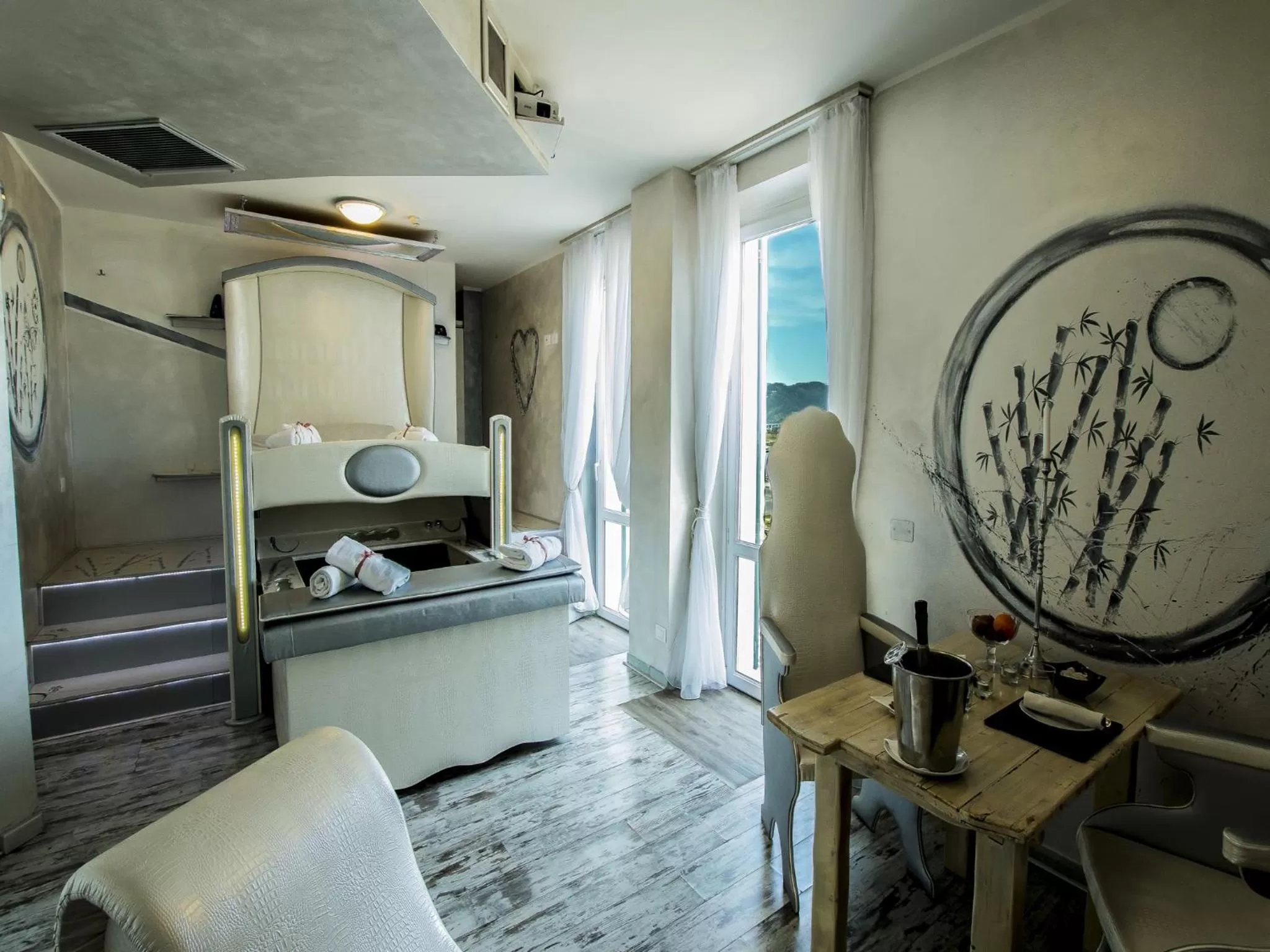 Photo of the whole room in Hotel Butterfly