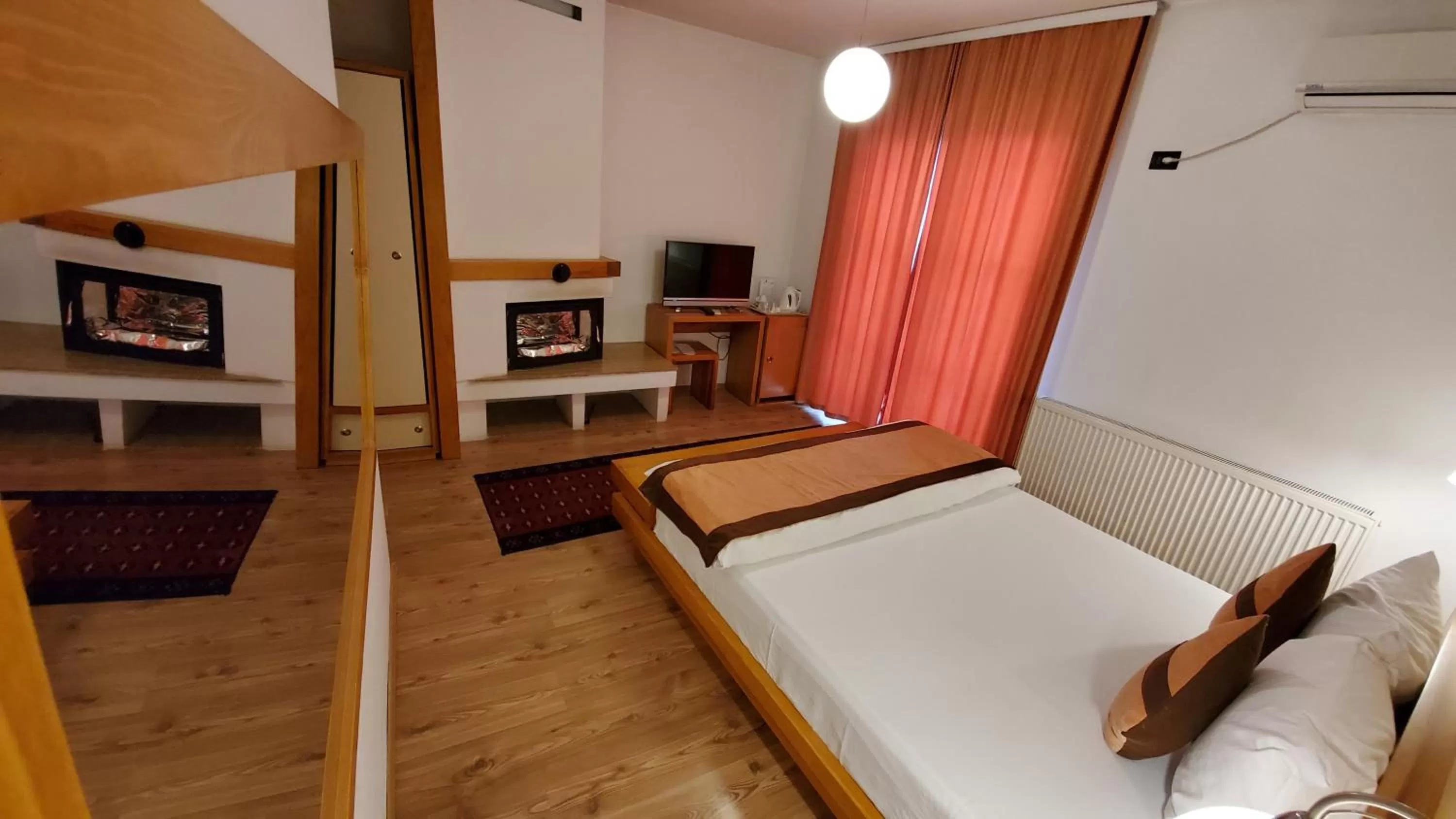 Photo of the whole room, Bed in Hotel Prizreni