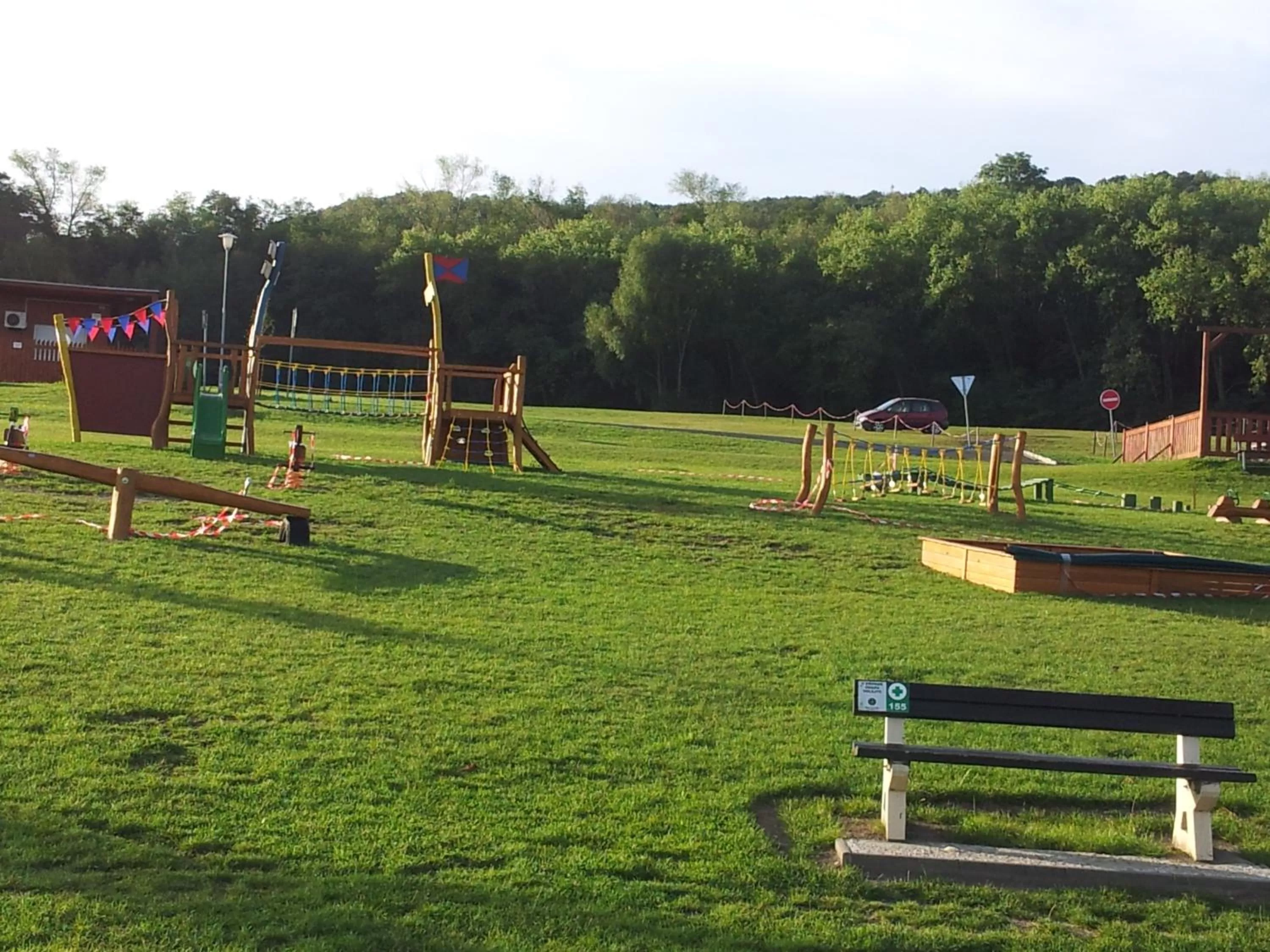 Neighbourhood in garni Hotel ASAS***