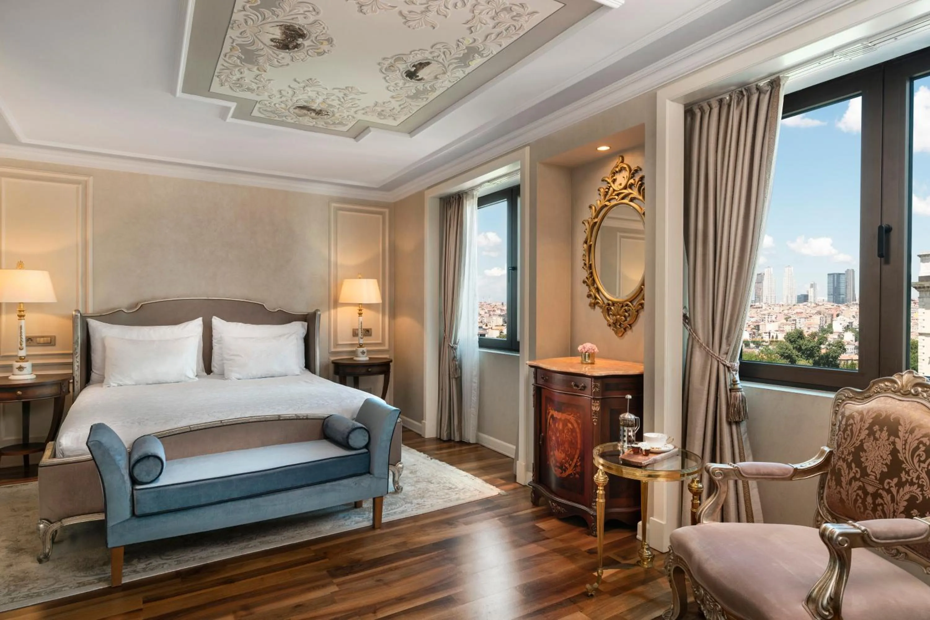 Bedroom, Bed in Rixos Pera Istanbul