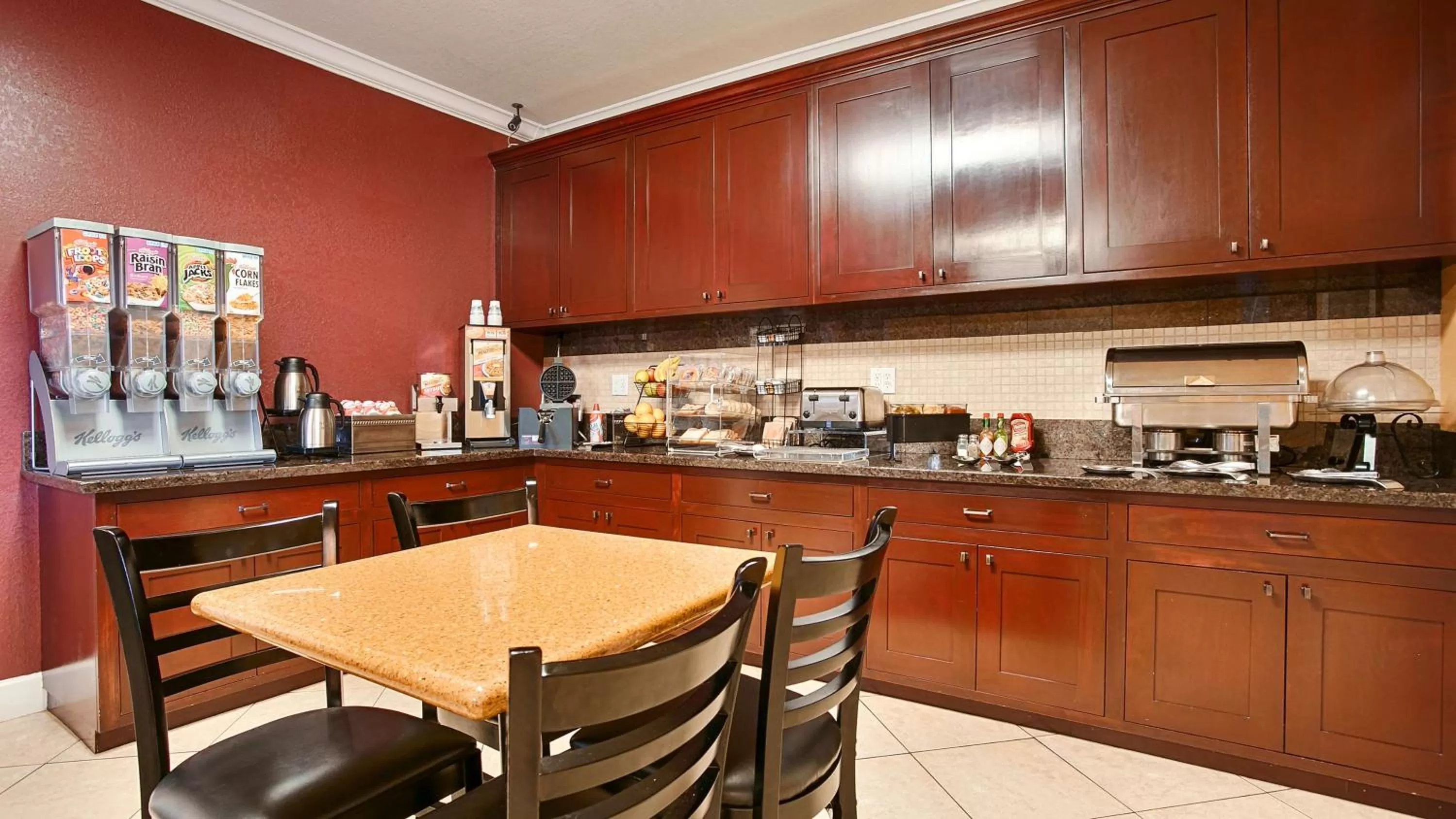 Restaurant/Places to Eat in Best Western Anderson Inn