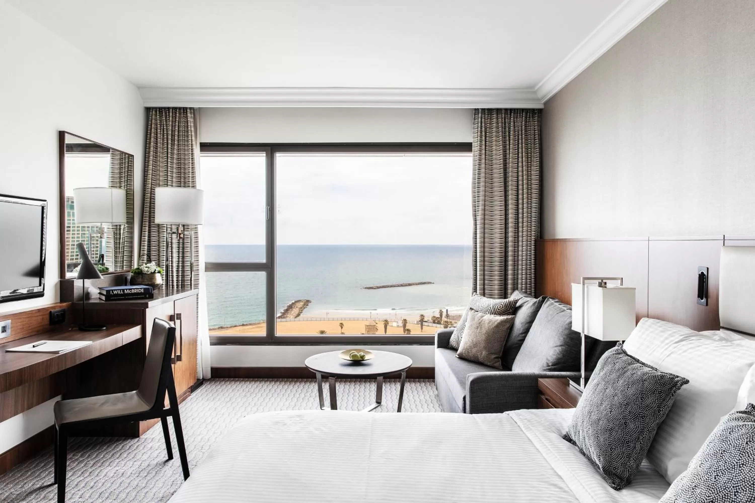 Photo of the whole room in InterContinental David Tel Aviv by IHG