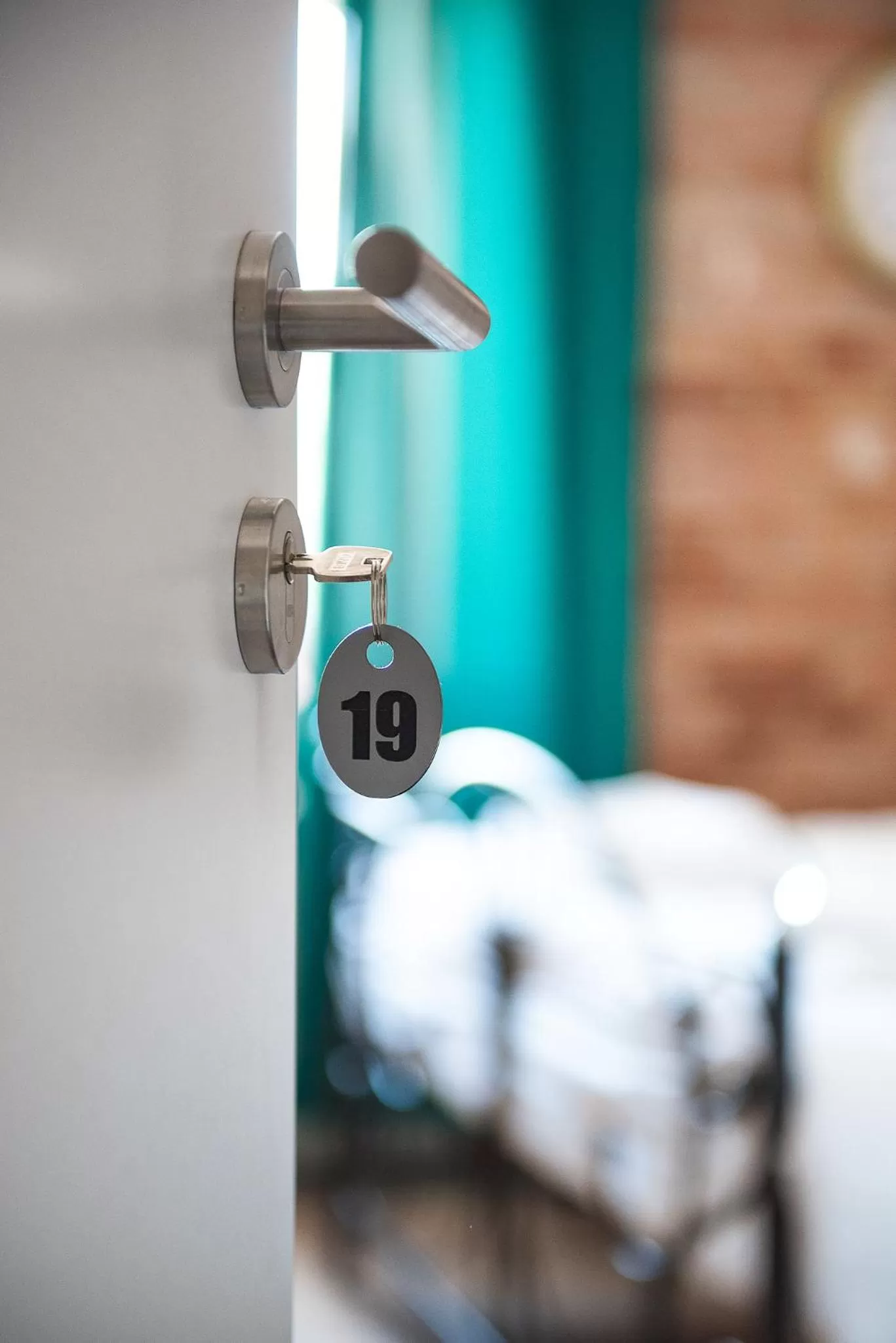 Photo of the whole room, Bed in Leon's Rooms