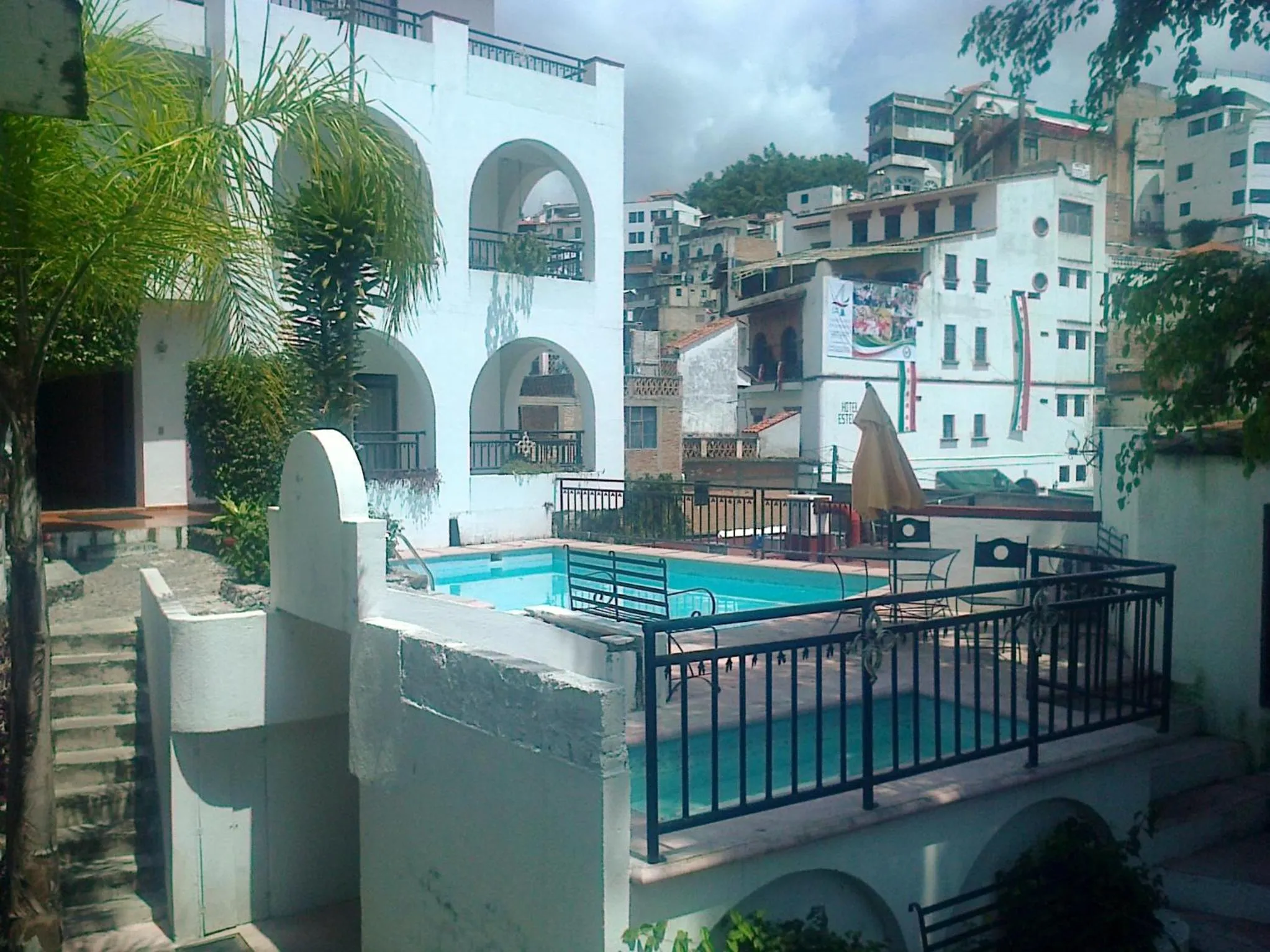 Swimming pool in Hotel Real de San Diego