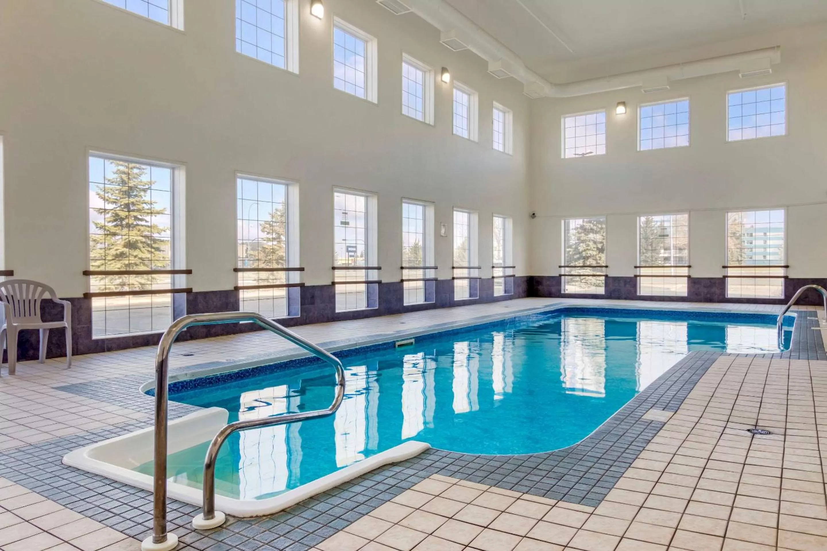 Pool view in Comfort Inn