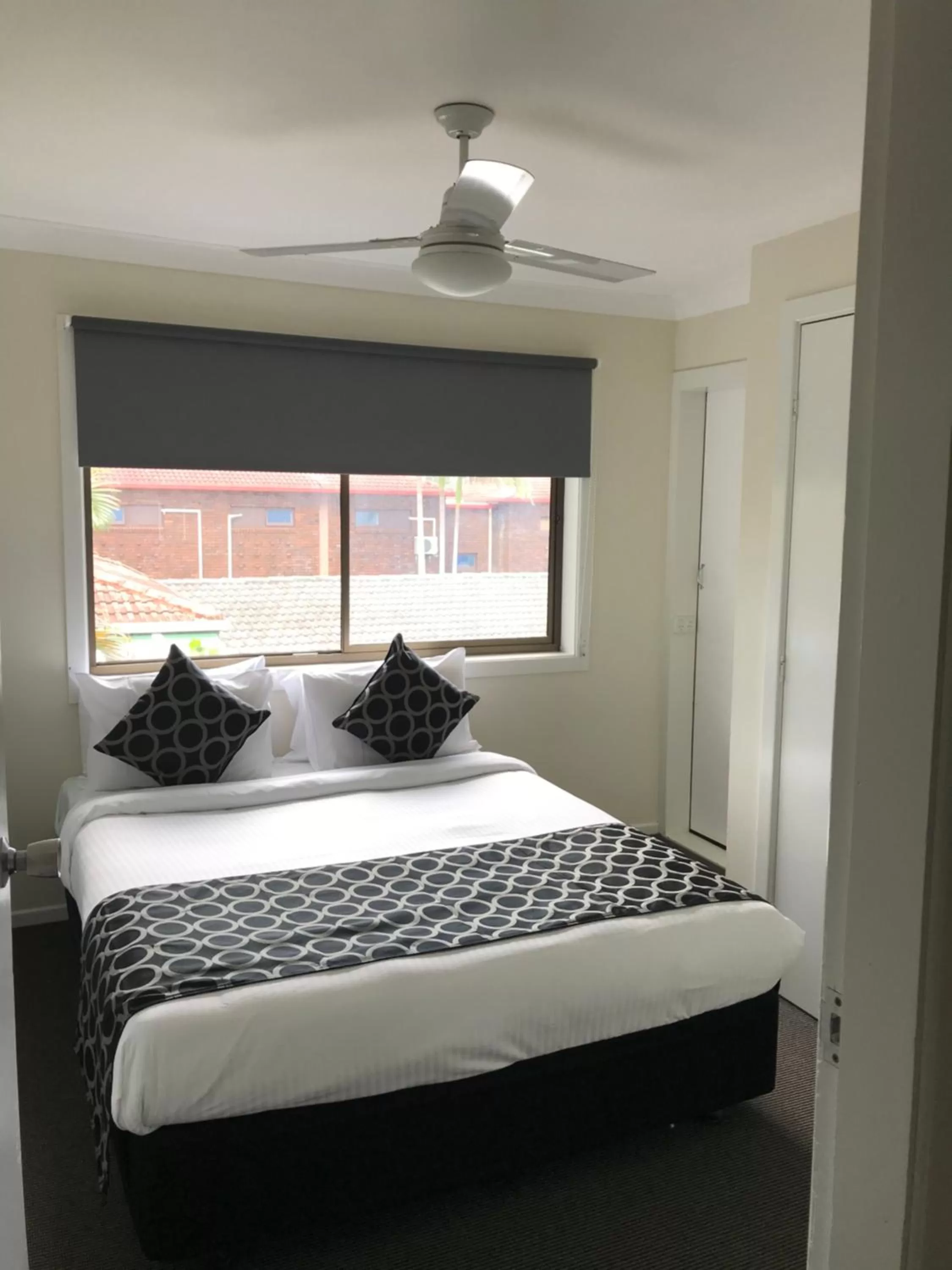 Bed in Coffs Shearwater Motel