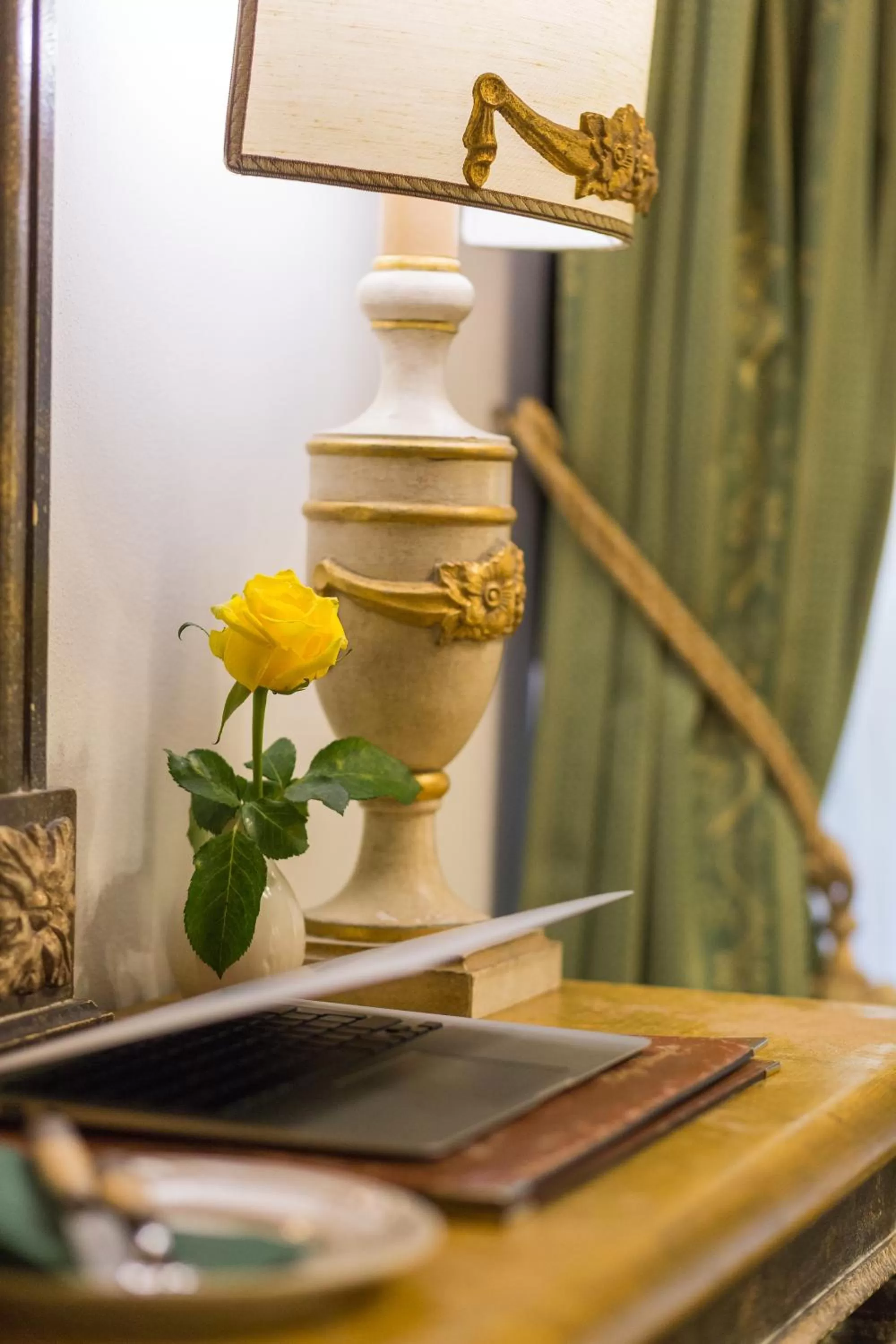 Bed in Hotel Palazzo Alexander